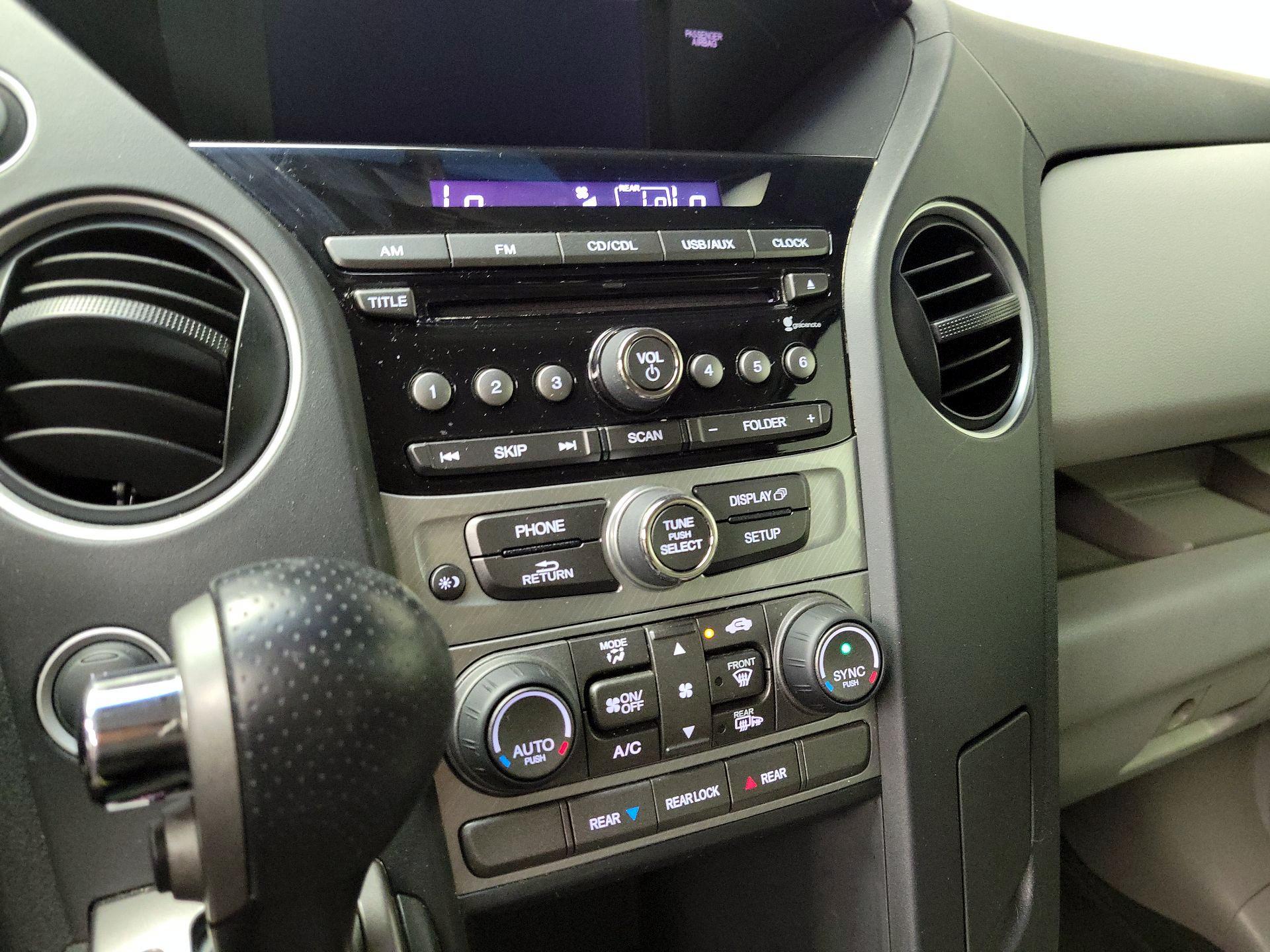 Thumbnail: 2015 Honda Pilot - 16