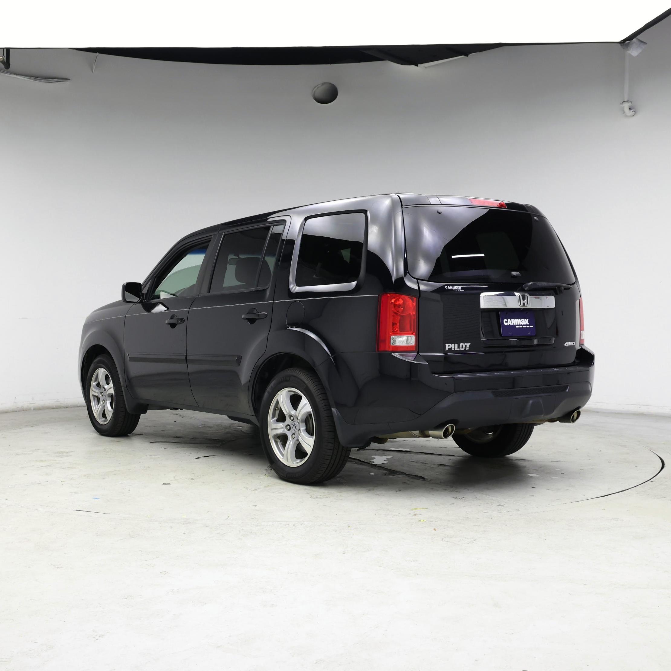 Thumbnail: 2015 Honda Pilot - 2