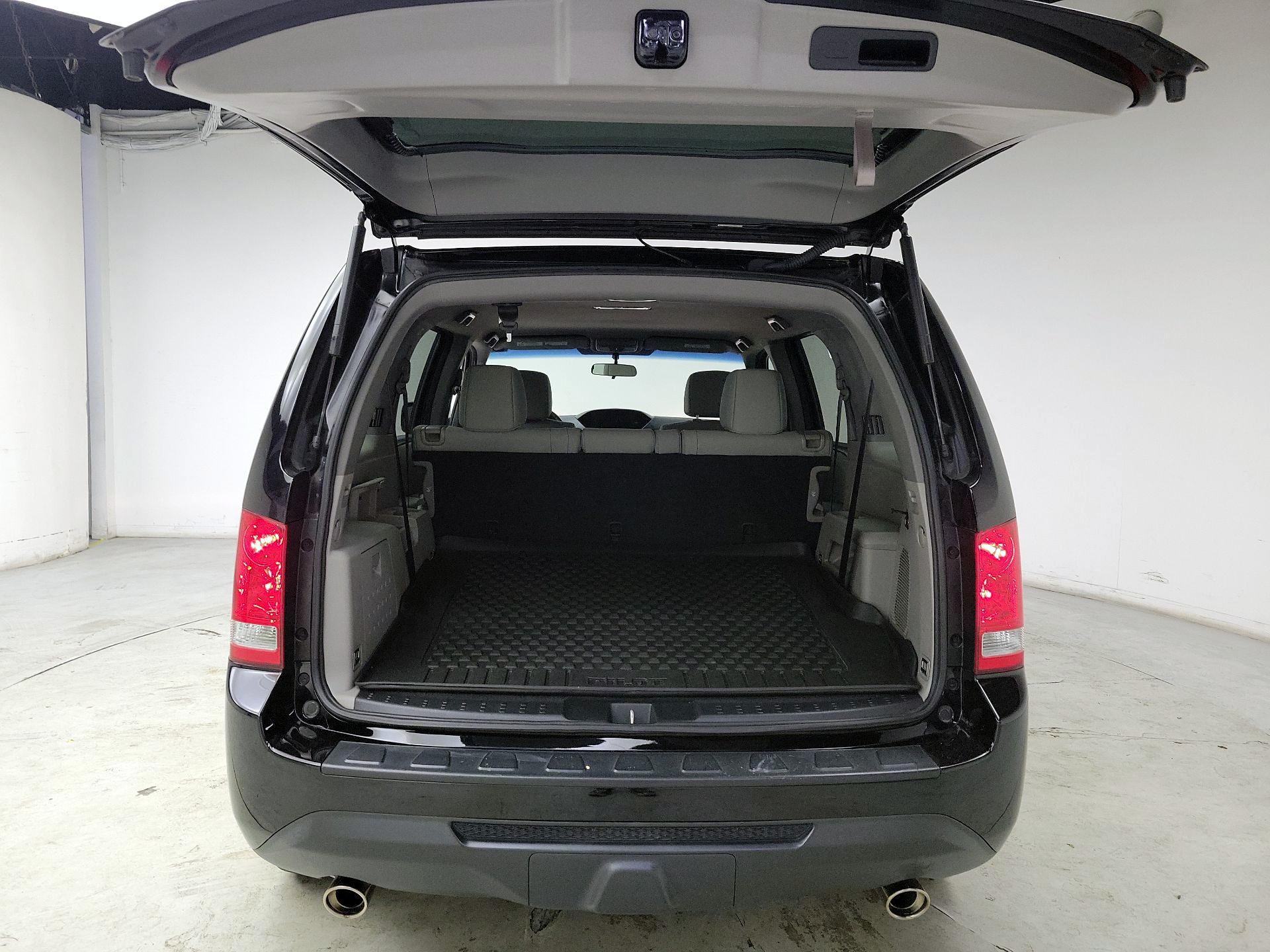 Thumbnail: 2015 Honda Pilot - 20