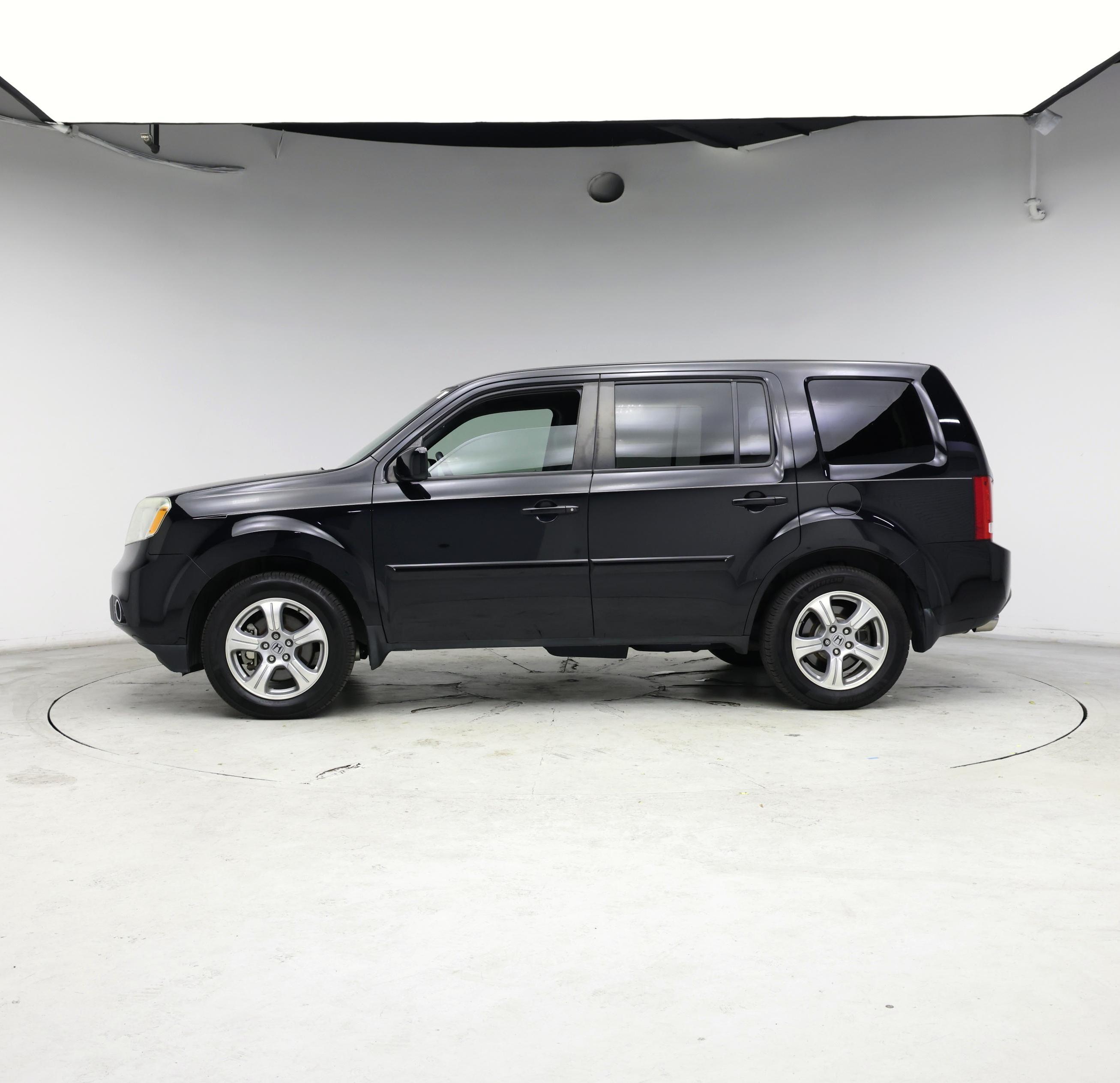 Thumbnail: 2015 Honda Pilot - 3
