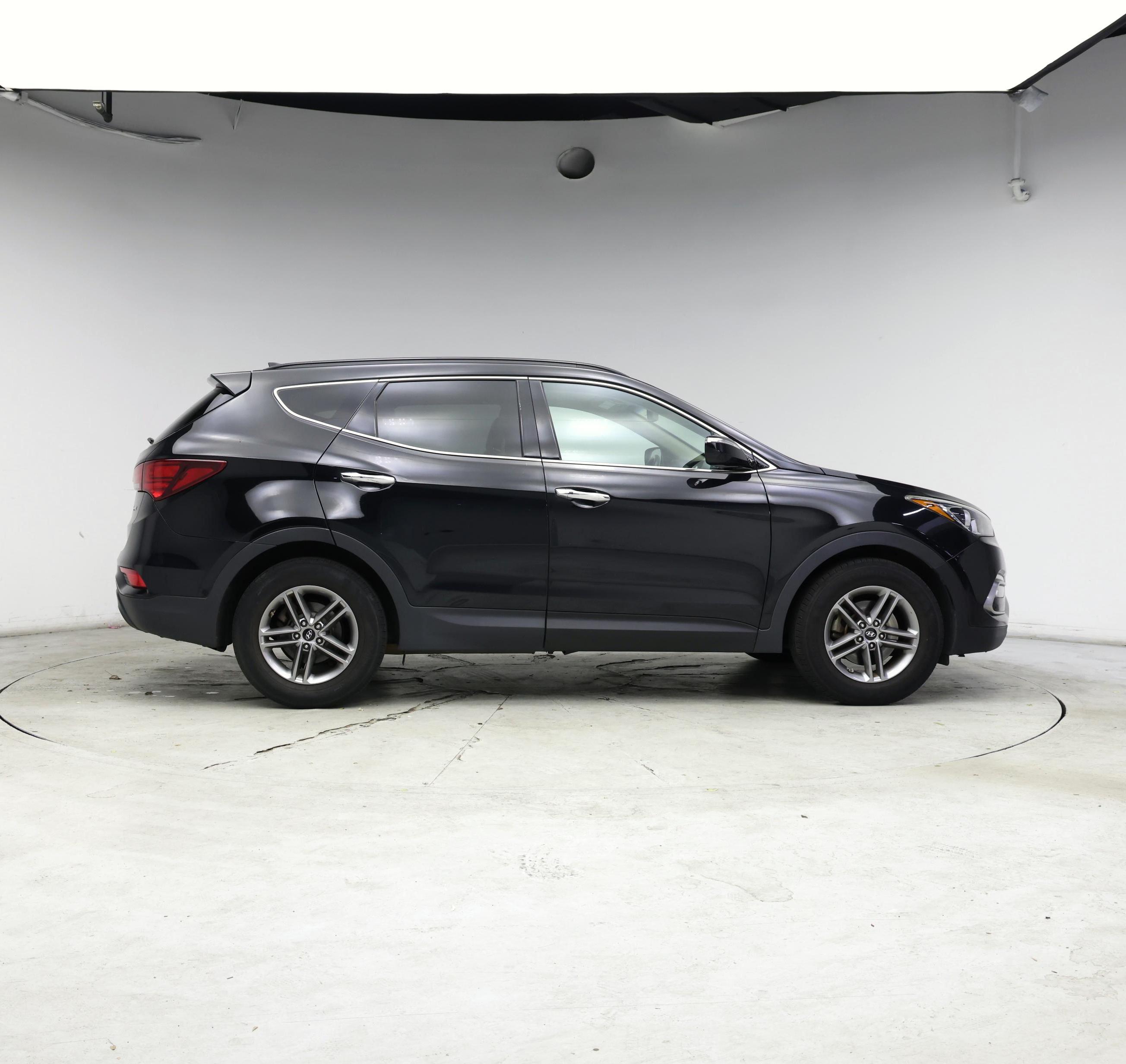 Thumbnail: 2017 Hyundai Santa Fe - 7