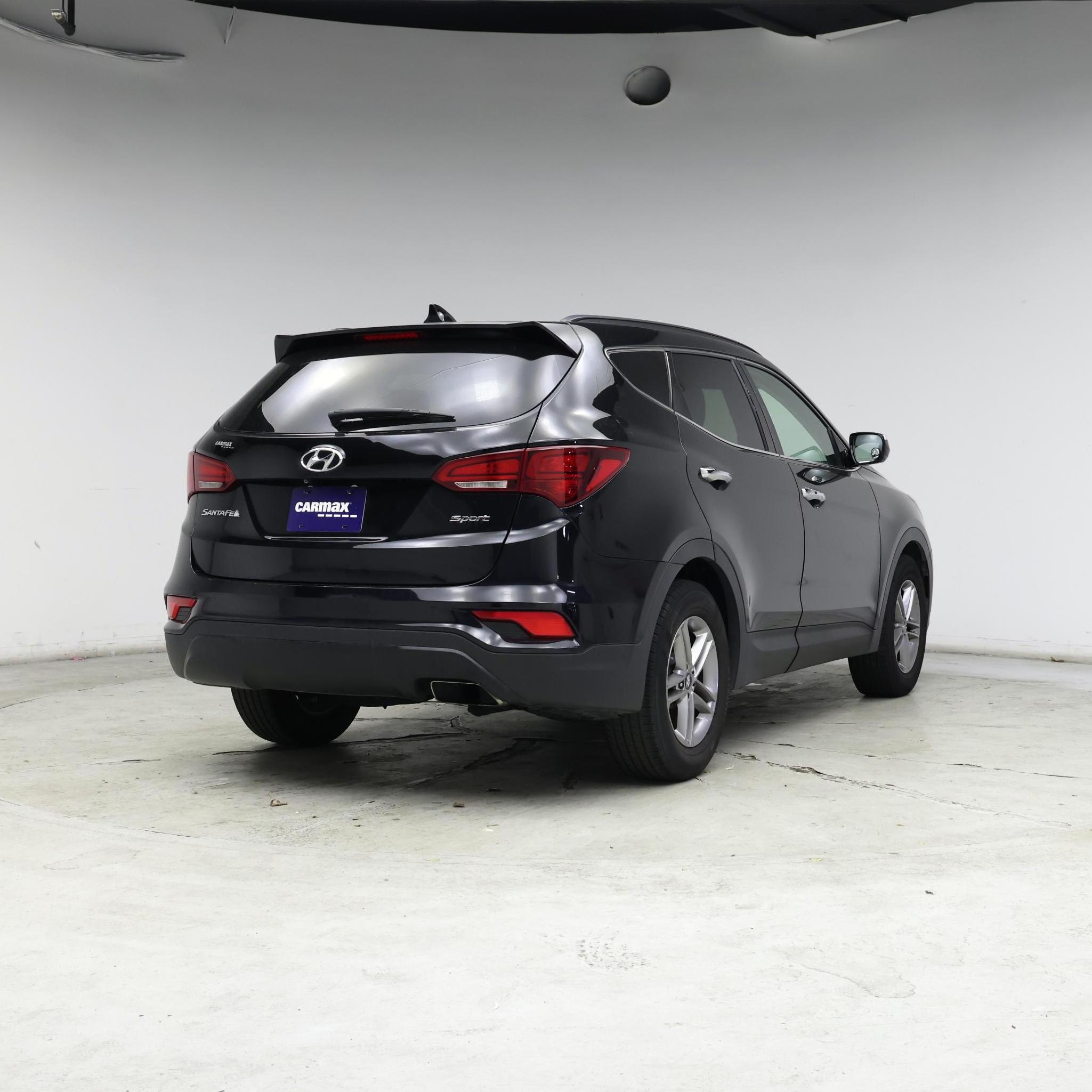 Thumbnail: 2017 Hyundai Santa Fe - 8