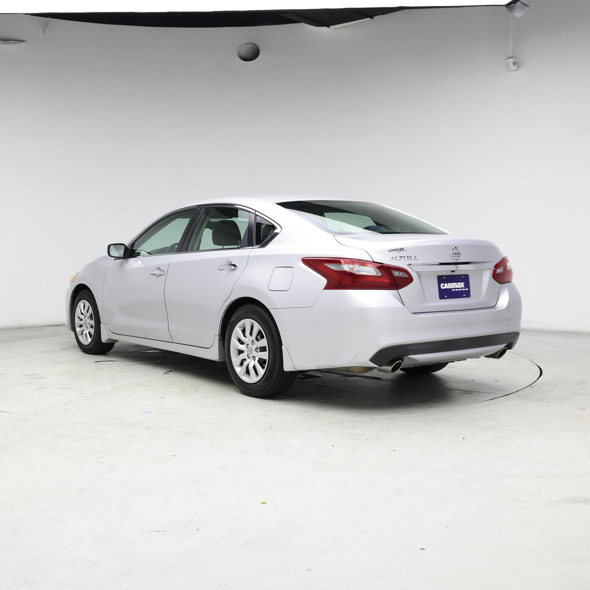 Thumbnail: 2018 Nissan Altima - 2
