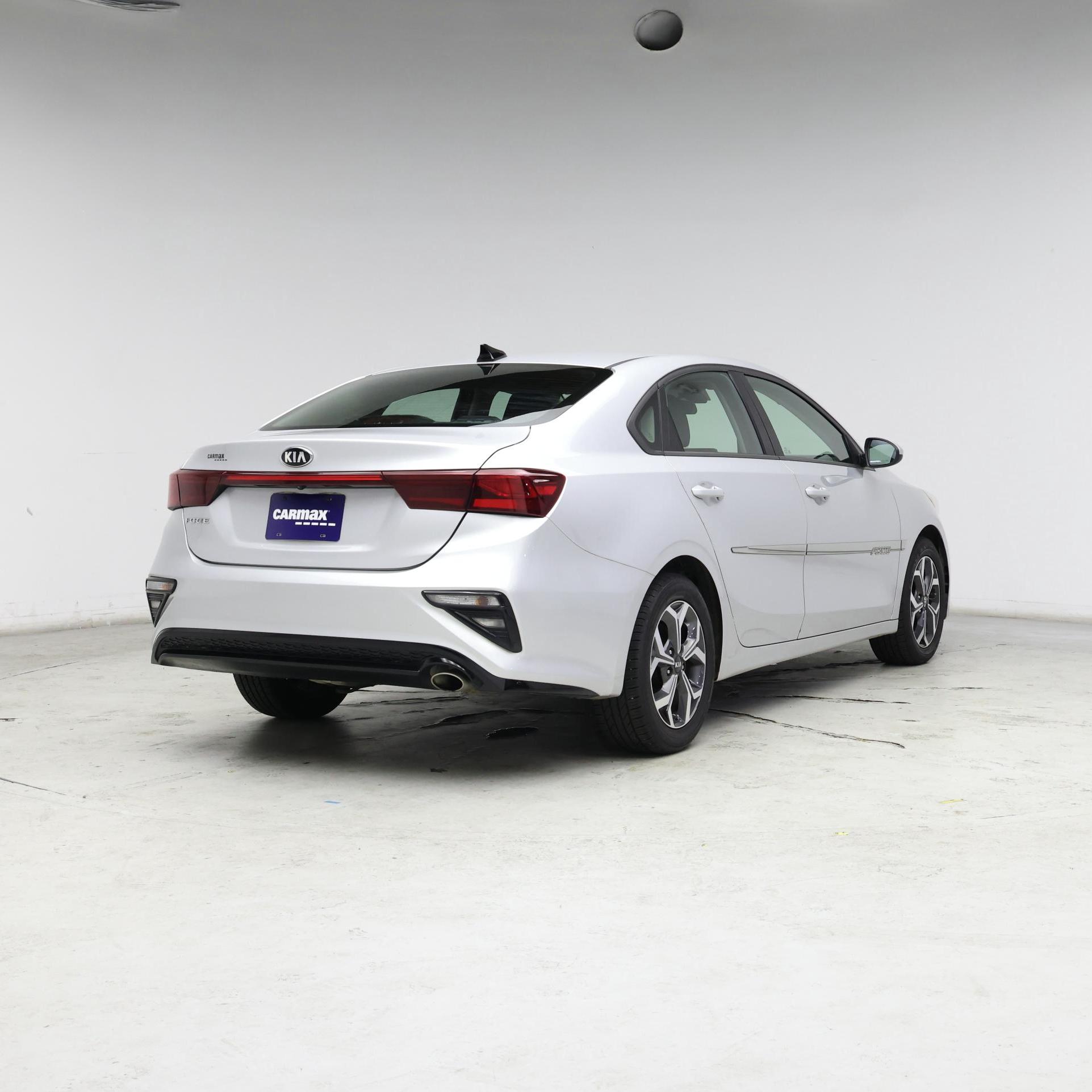 Thumbnail: 2020 Kia Forte - 8