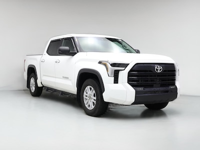 White 2023 Toyota Tundra SR5
