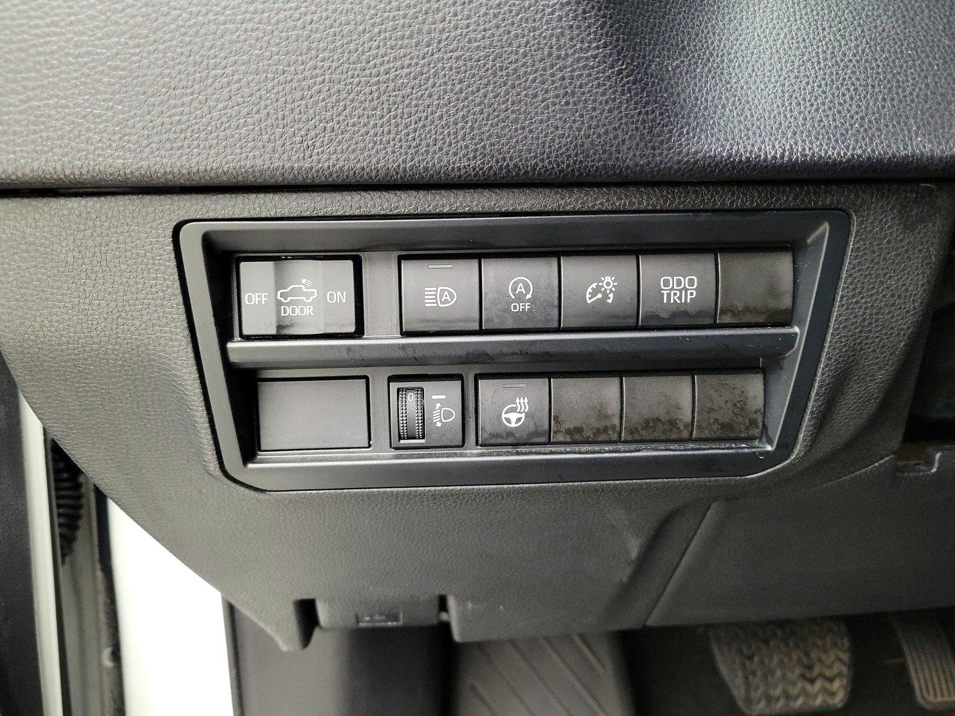 Thumbnail: 2023 Toyota Tundra - 13