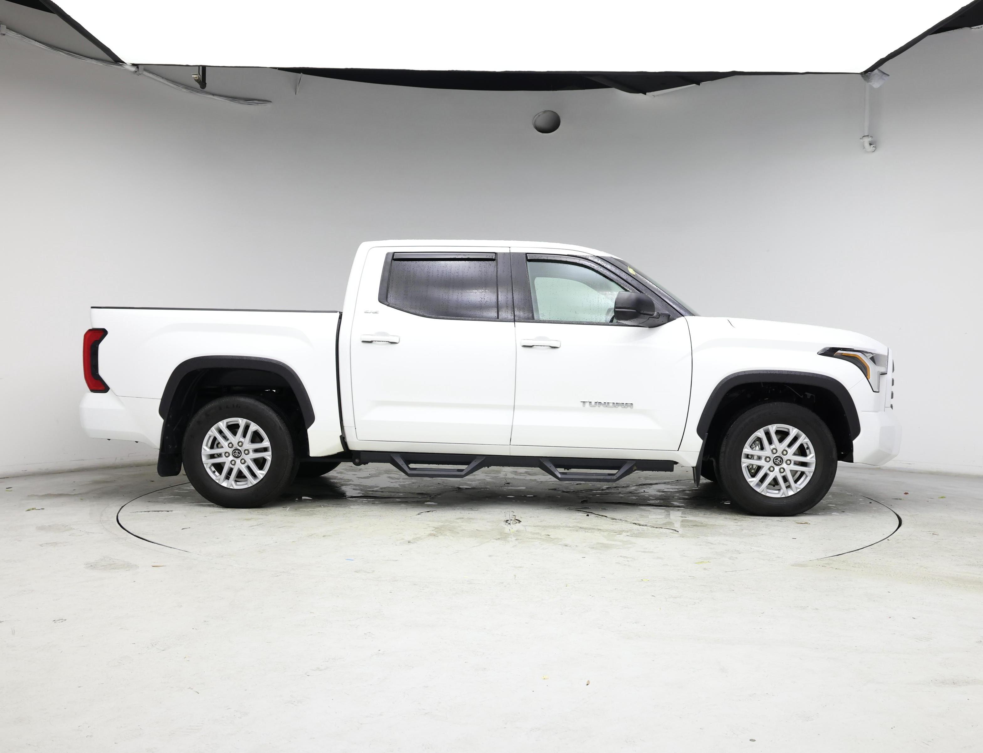 Thumbnail: 2023 Toyota Tundra - 7