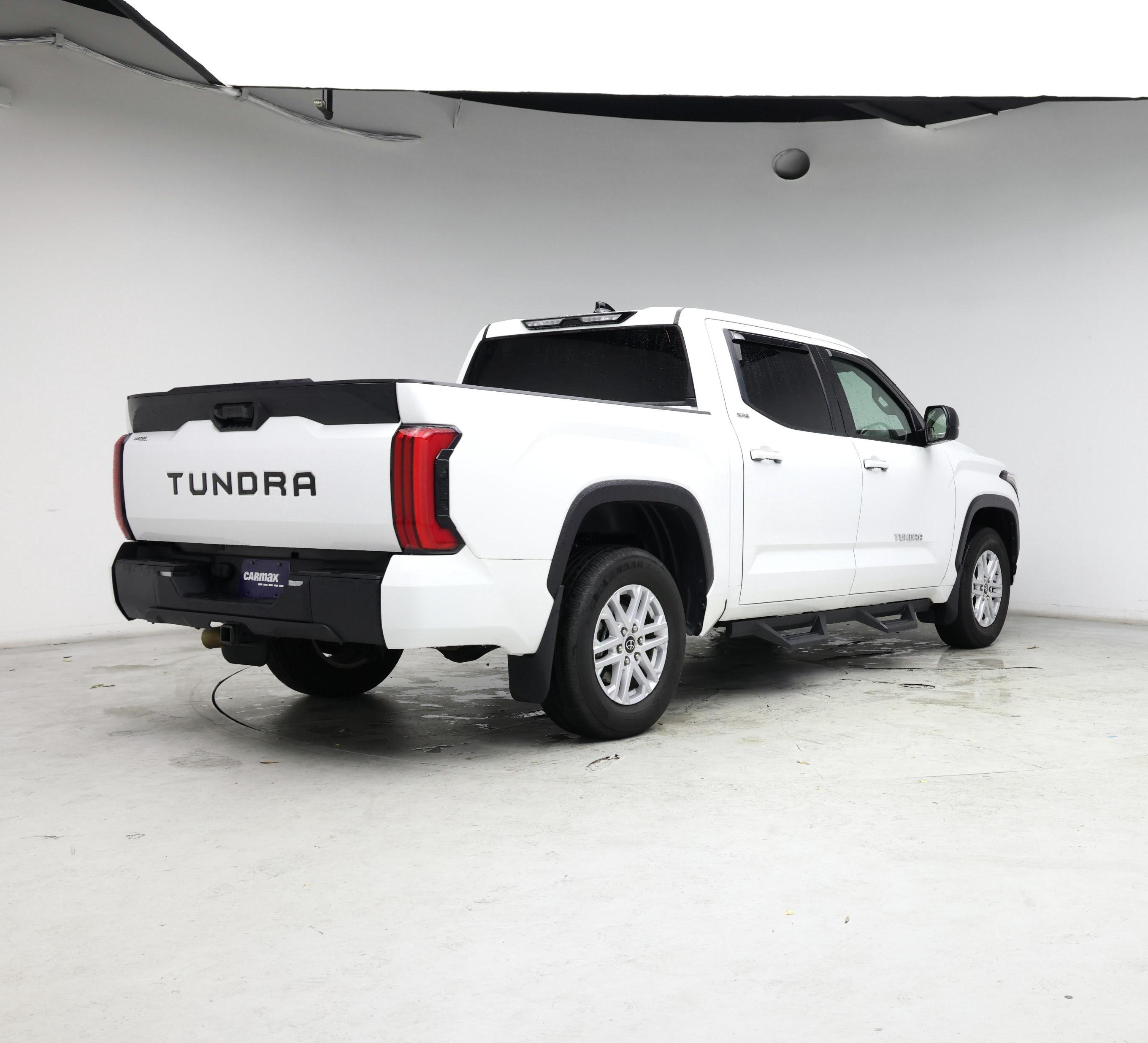 Thumbnail: 2023 Toyota Tundra - 8