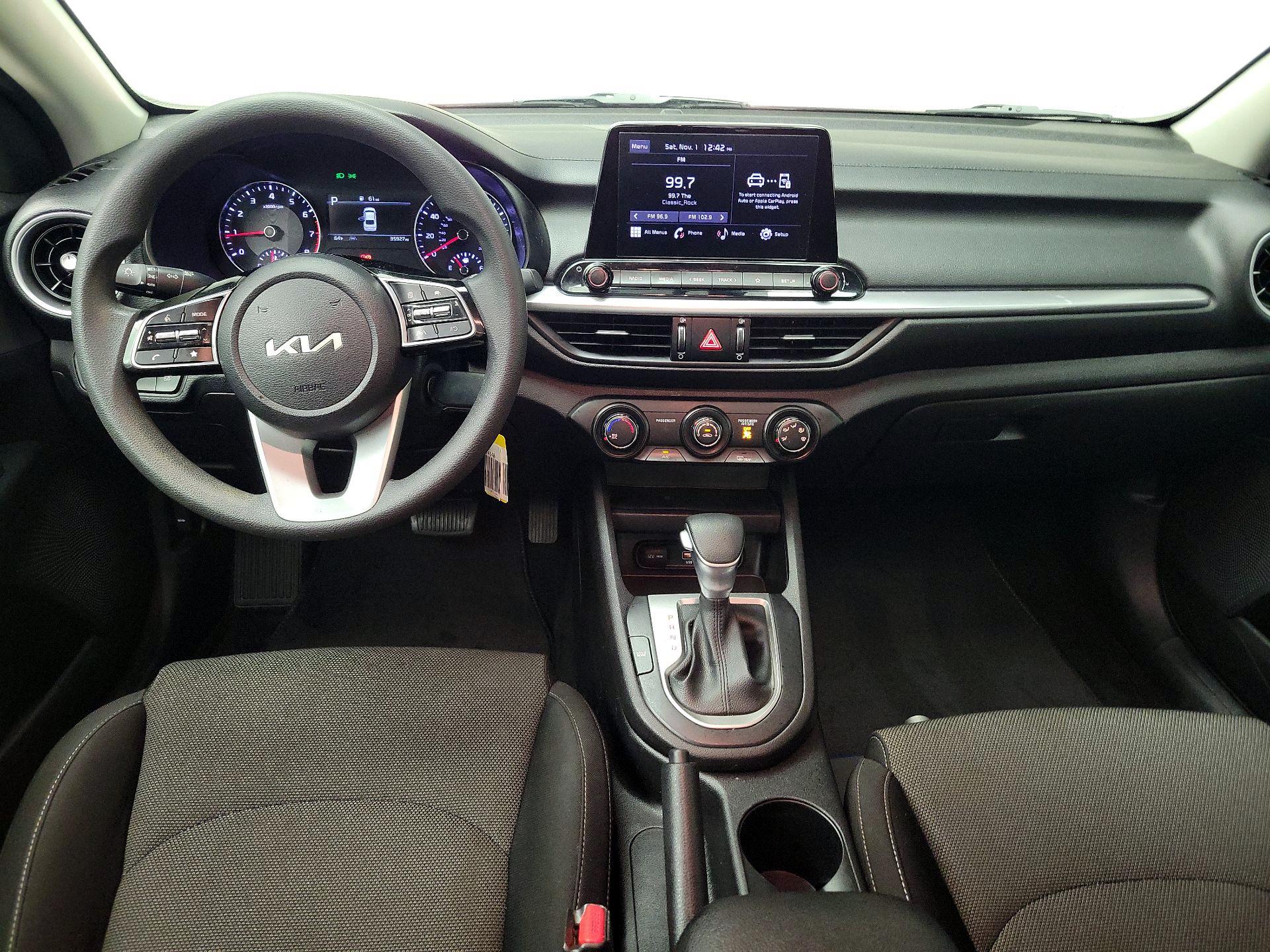 Thumbnail: 2023 Kia Forte - 9