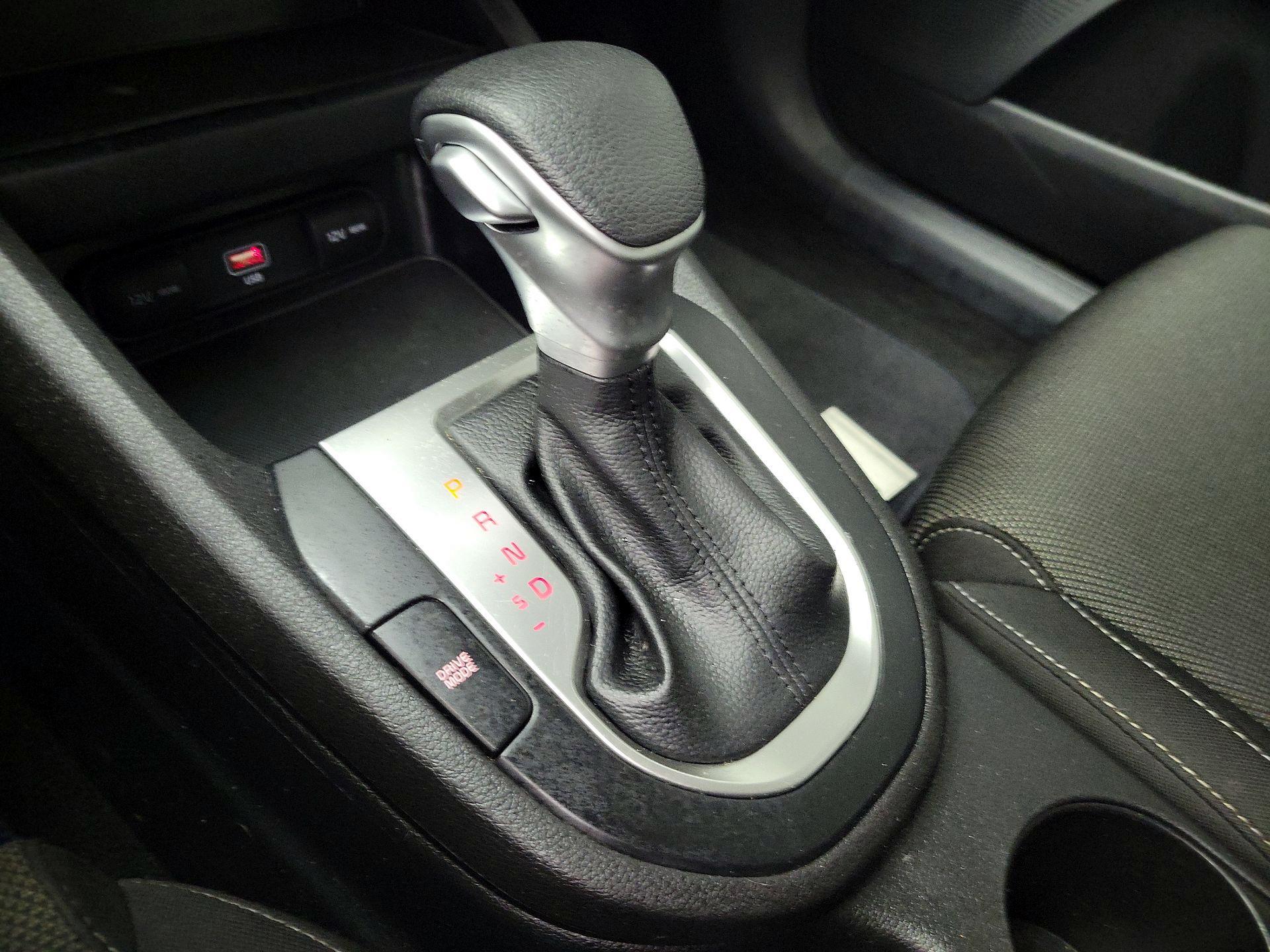 Thumbnail: 2023 Kia Forte - 17