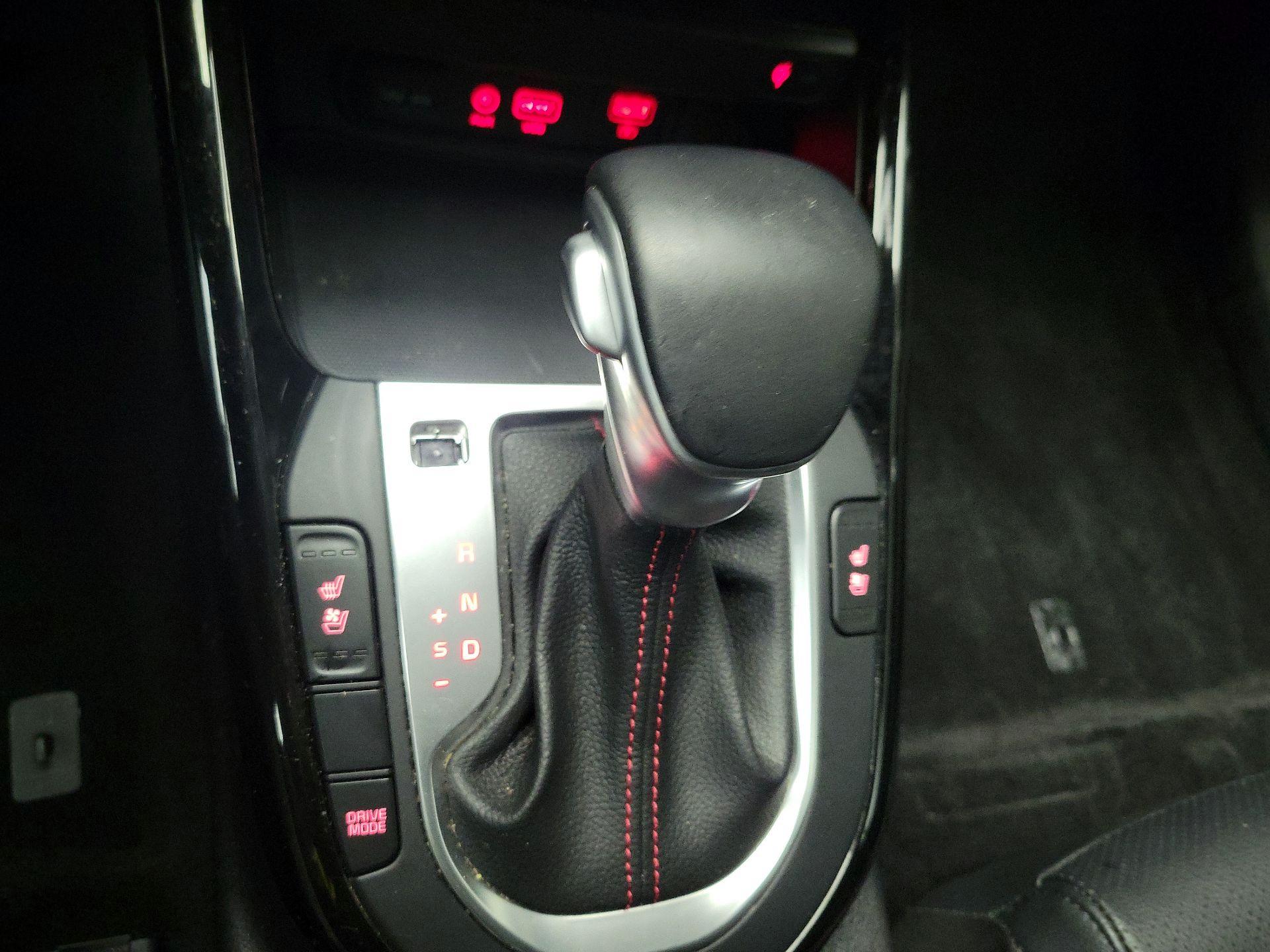 Thumbnail: 2021 Kia Forte - 17