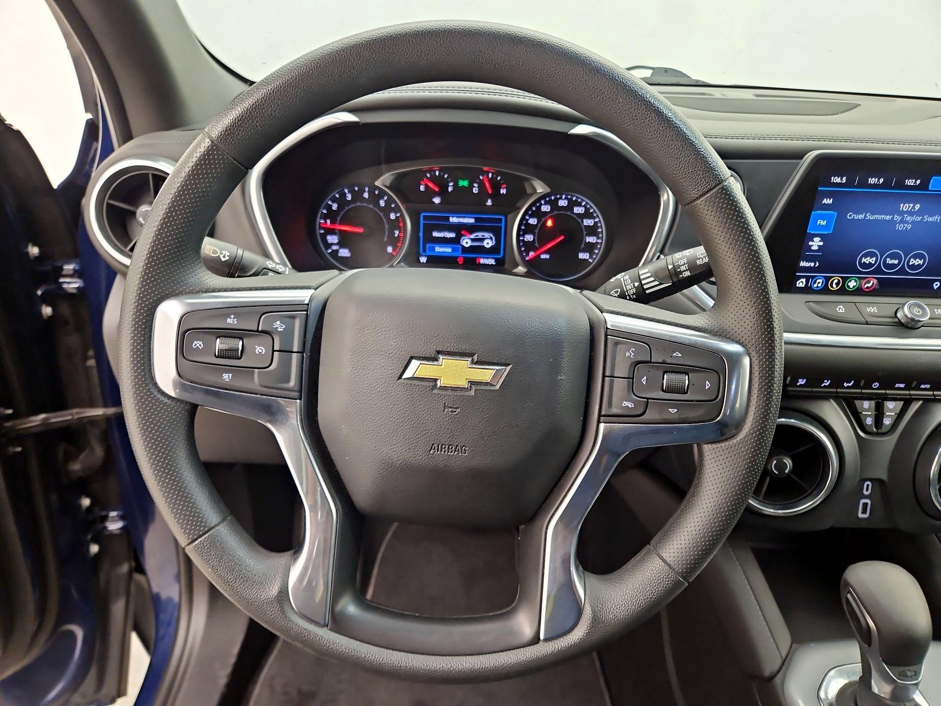 Thumbnail: 2022 Chevrolet Blazer - 10