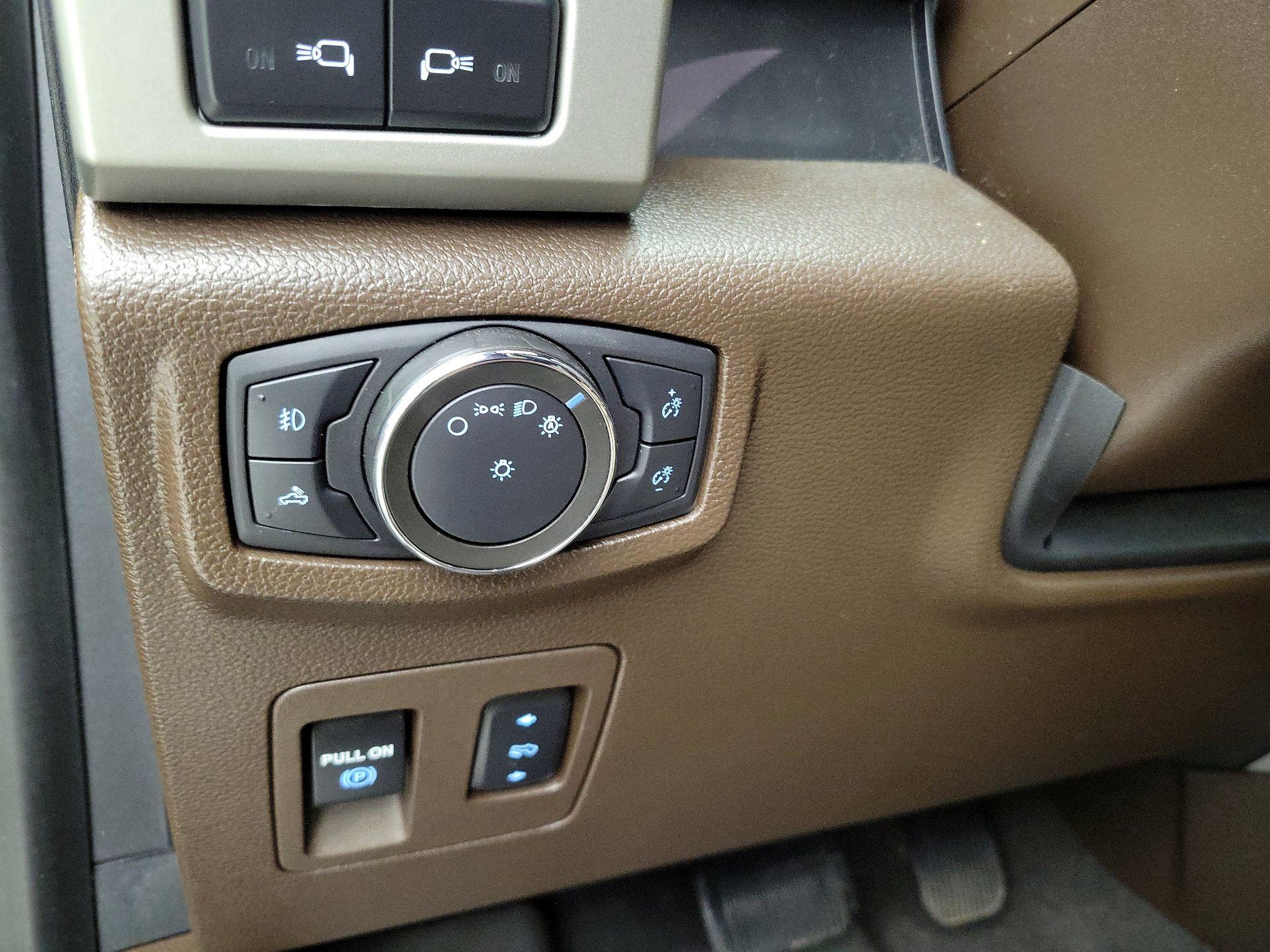 Thumbnail: 2020 Ford F-150 - 13