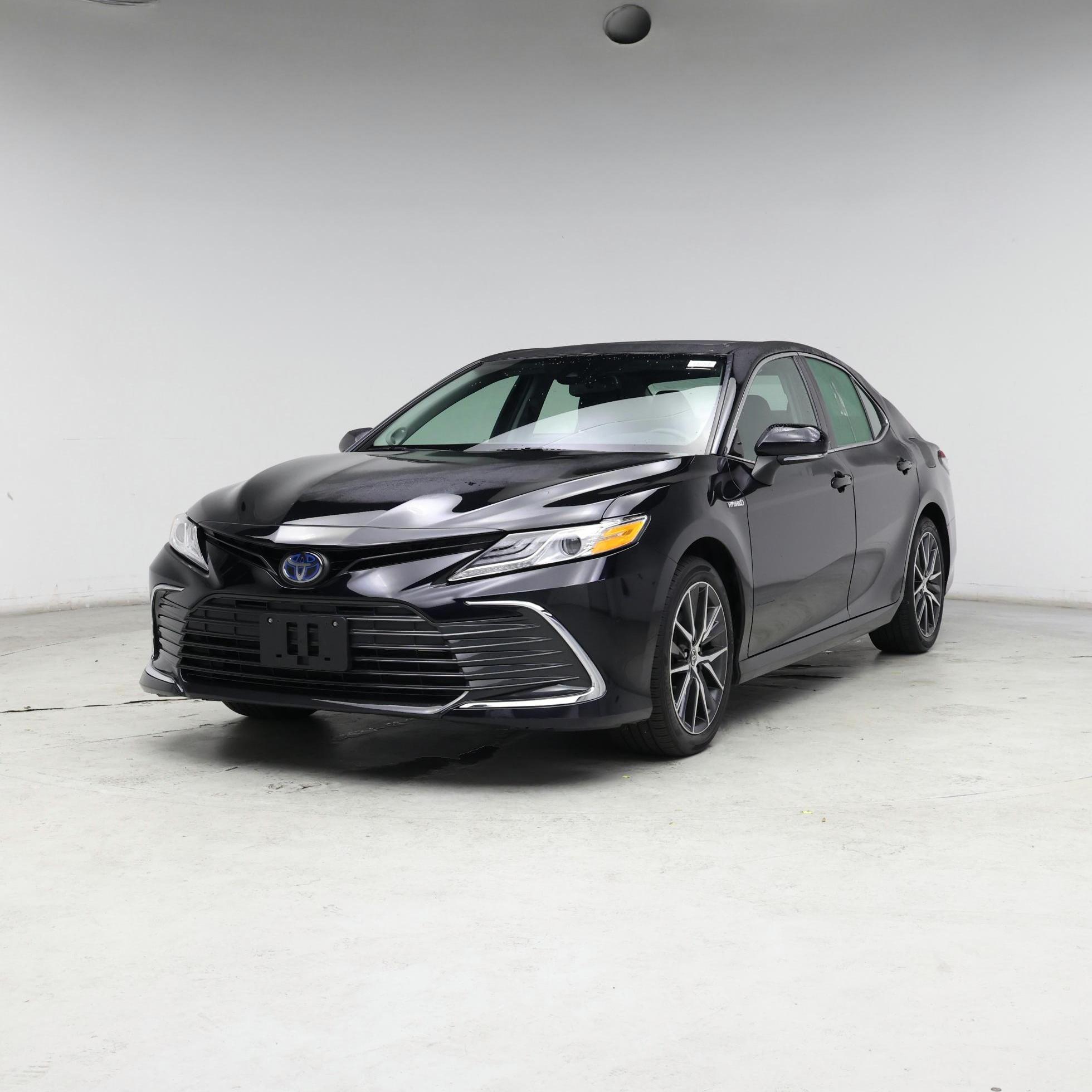 Thumbnail: 2021 Toyota Camry - 4