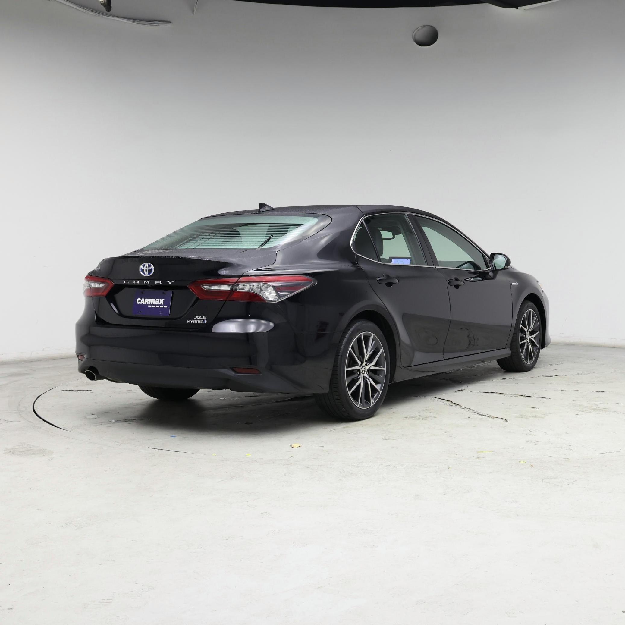Thumbnail: 2021 Toyota Camry - 8