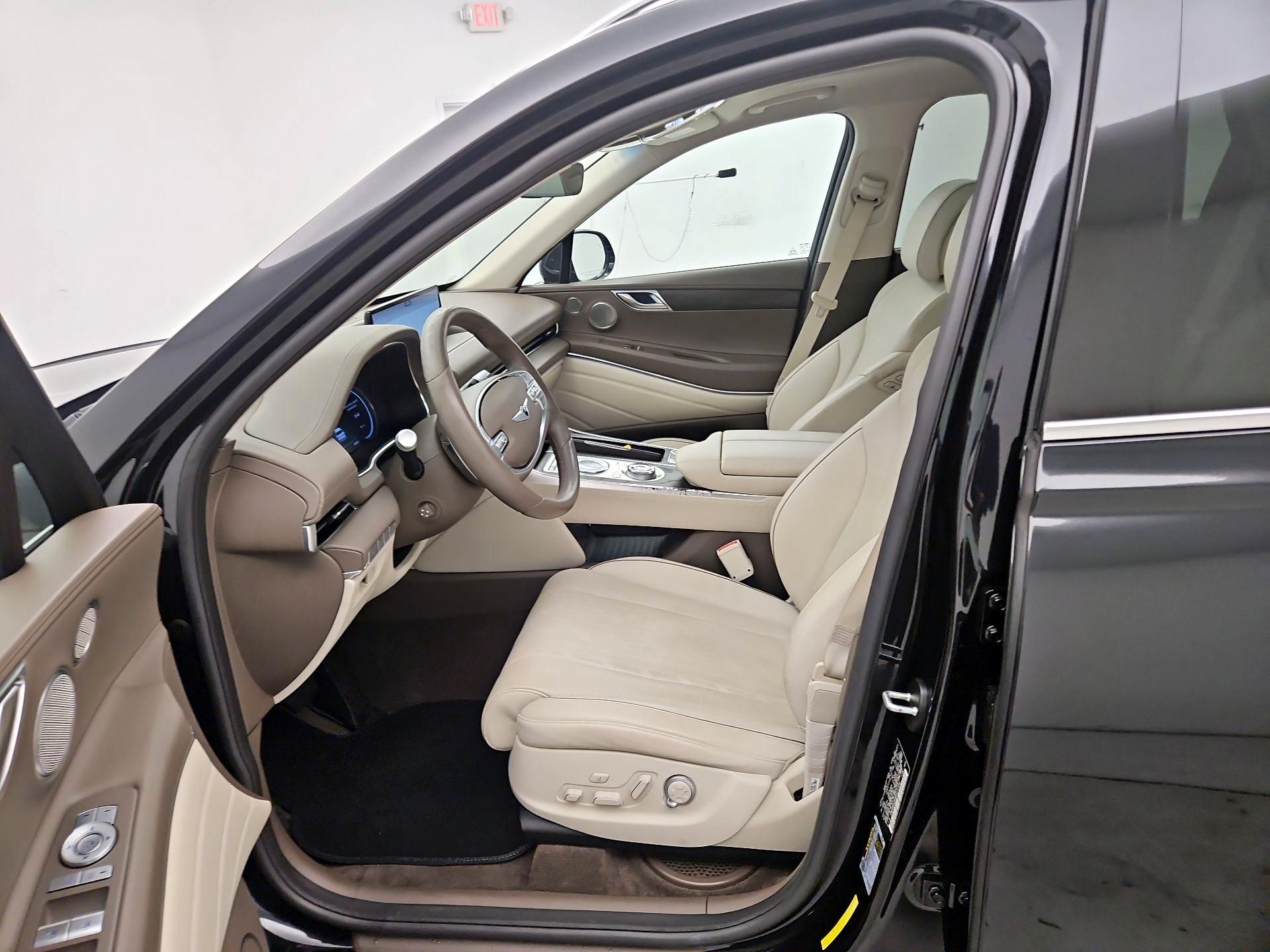 Thumbnail: 2021 Genesis GV80 - 11