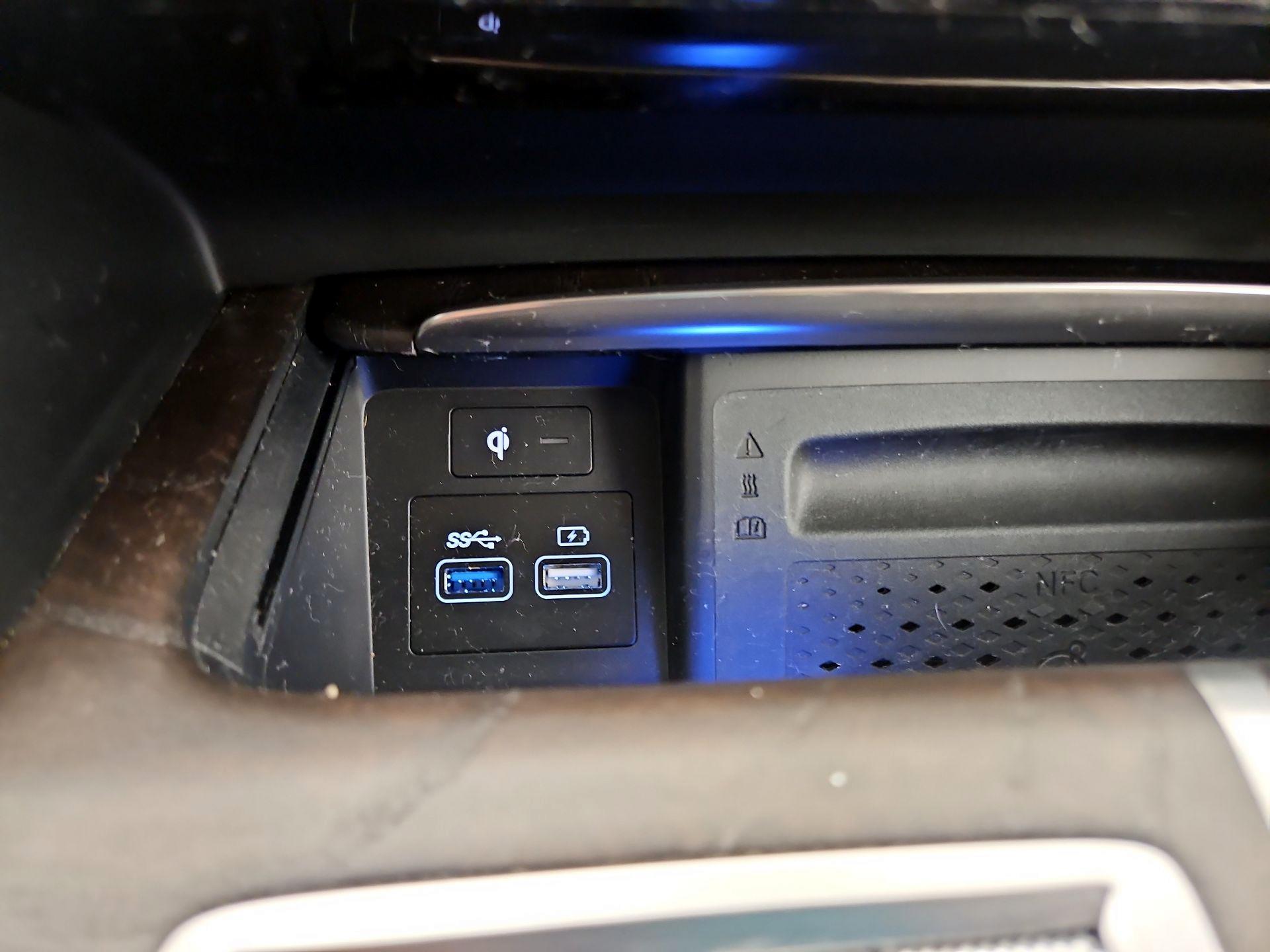 Thumbnail: 2021 Genesis GV80 - 19