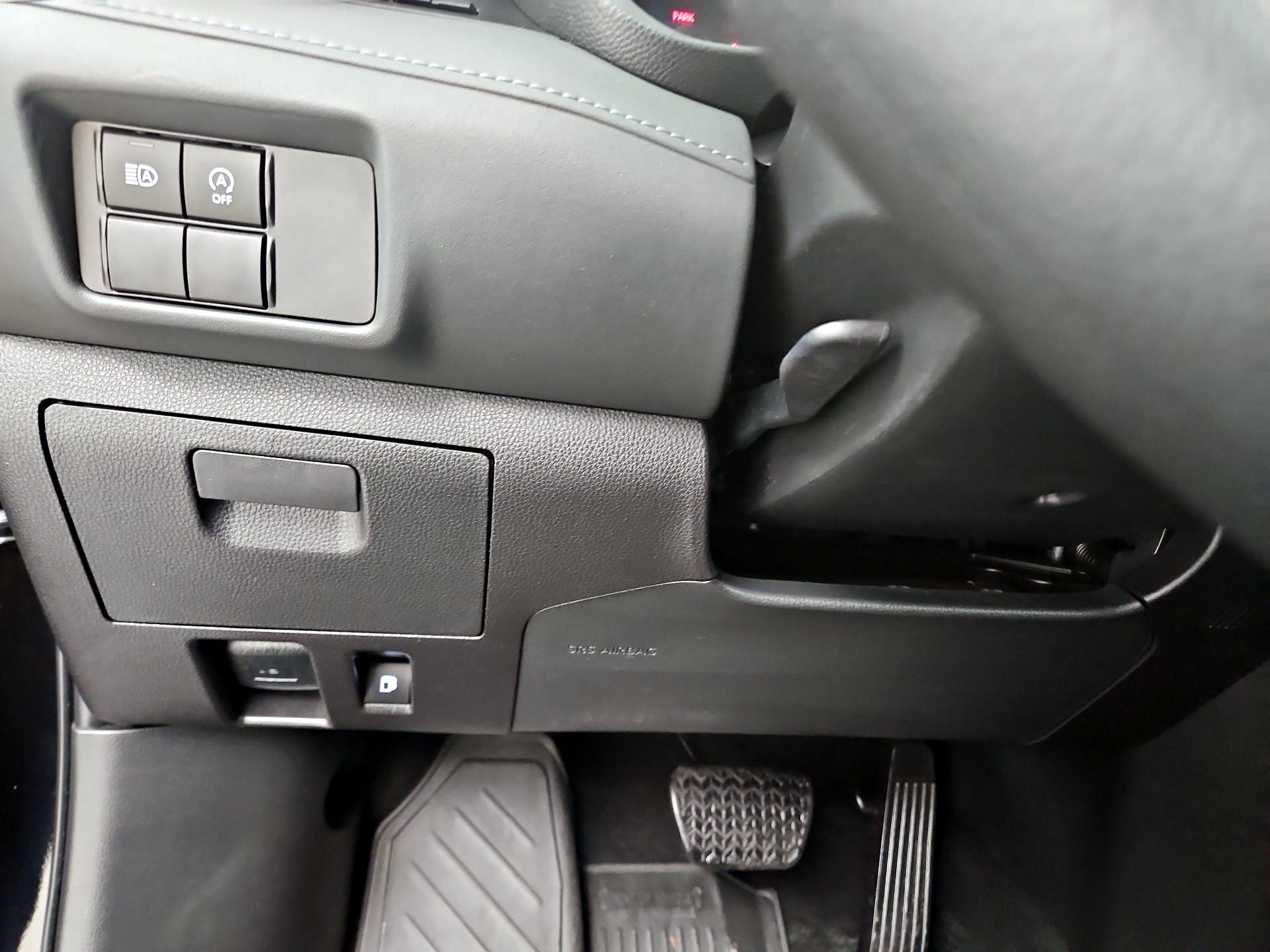 Thumbnail: 2023 Toyota Highlander - 13