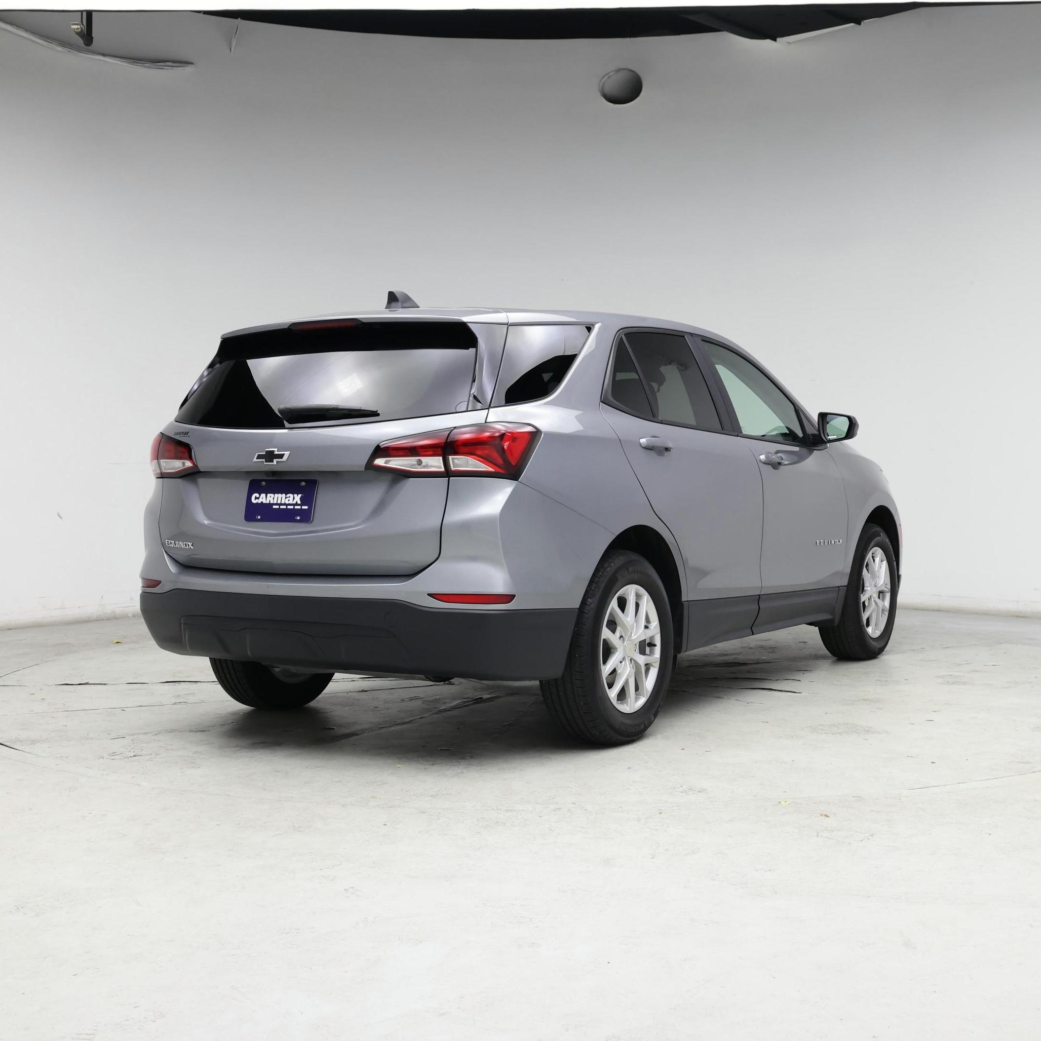 Thumbnail: 2023 Chevrolet Equinox - 8