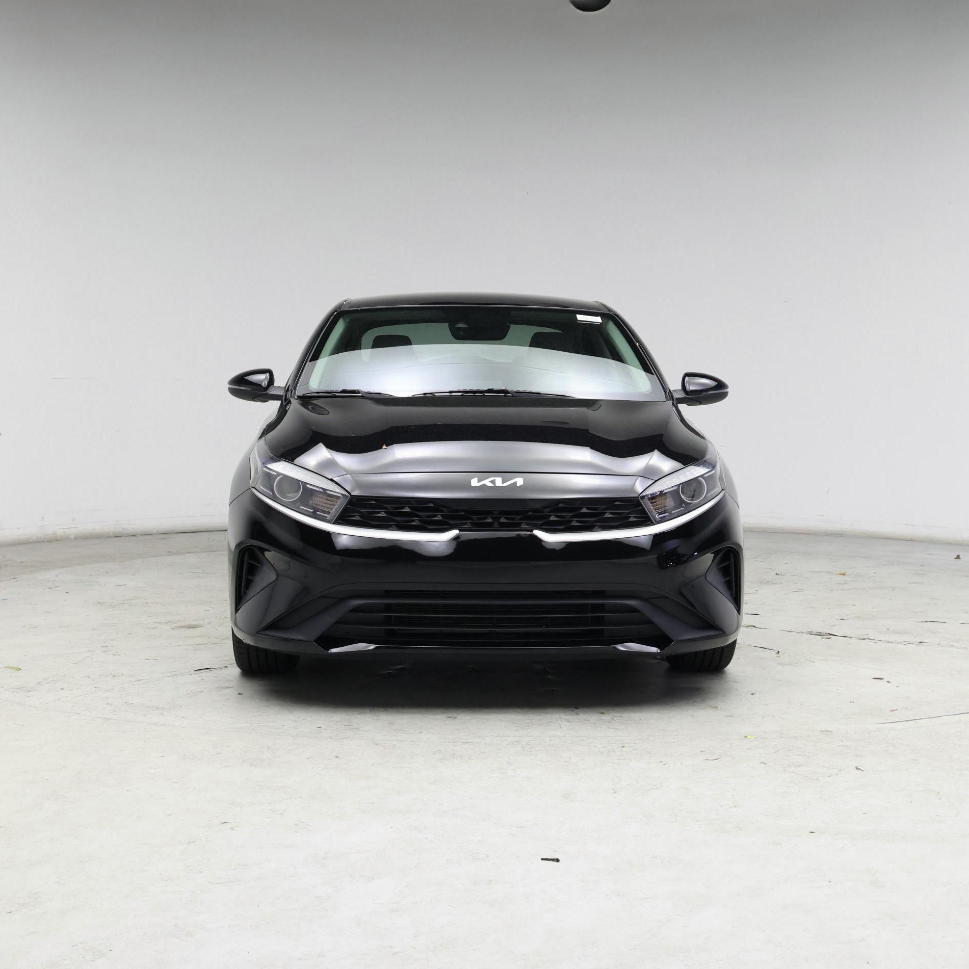 Thumbnail: 2022 Kia Forte - 5