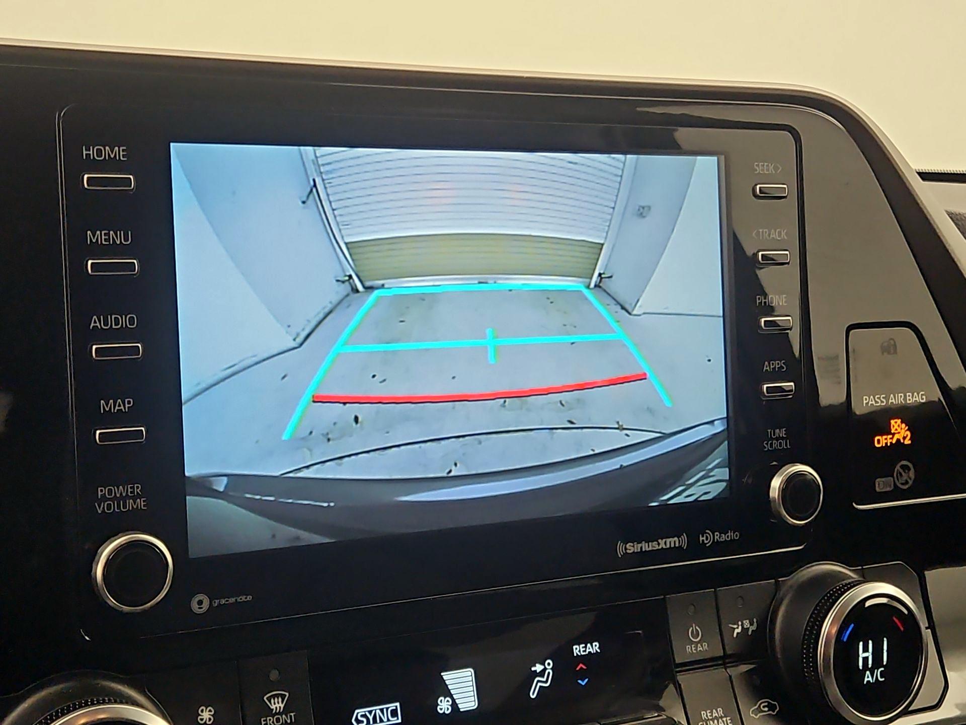 Thumbnail: 2022 Toyota Highlander - 14