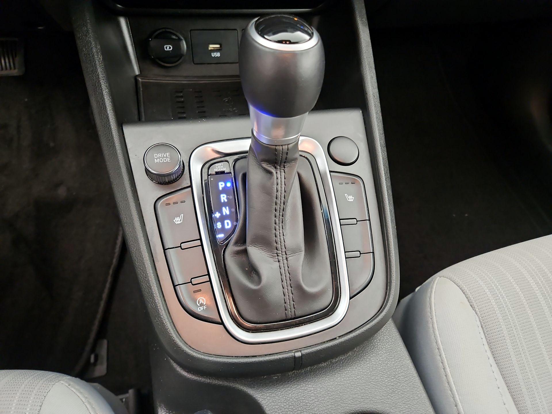 Thumbnail: 2022 Hyundai Kona - 17