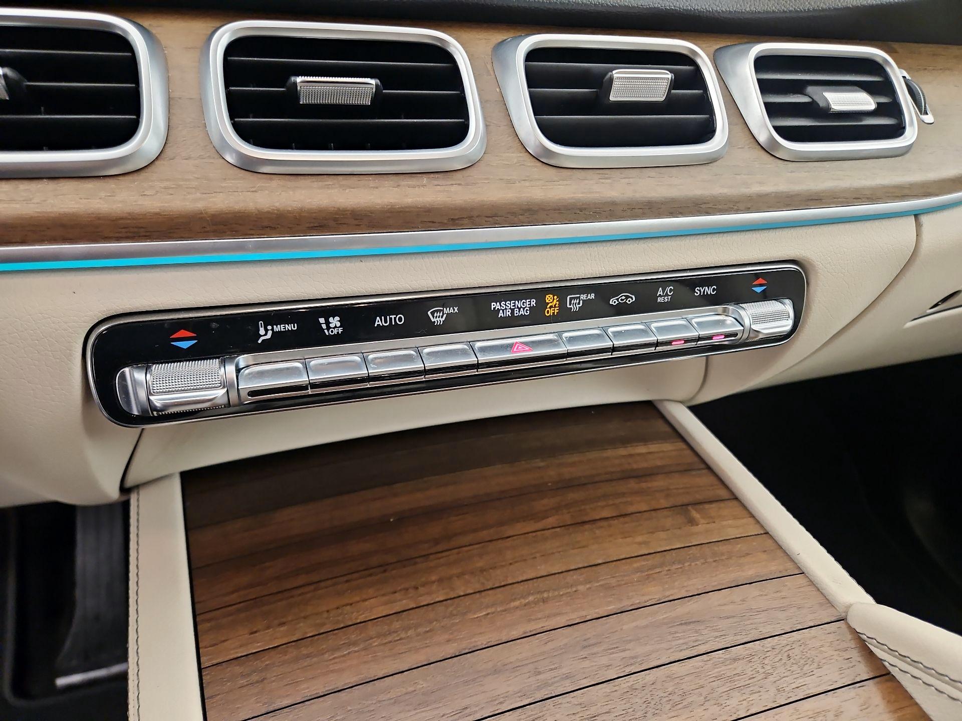 Thumbnail: 2023 Mercedes-Benz GLE - 17