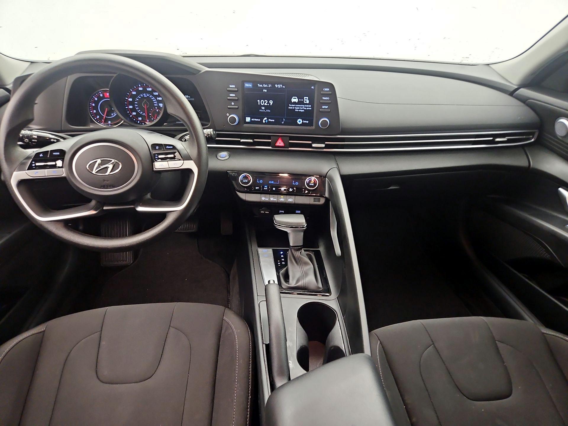 Thumbnail: 2023 Hyundai Elantra - 9