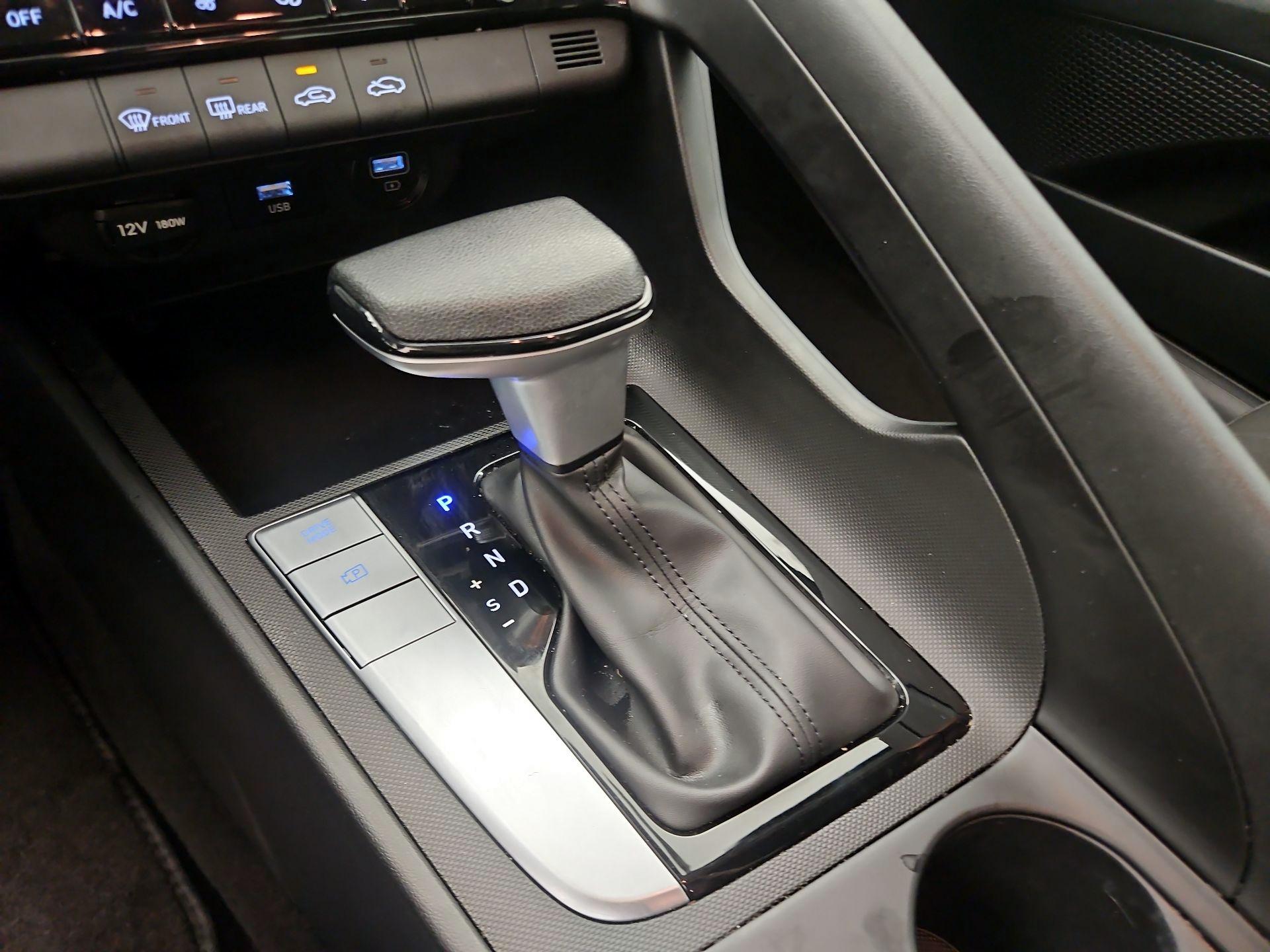 Thumbnail: 2023 Hyundai Elantra - 17