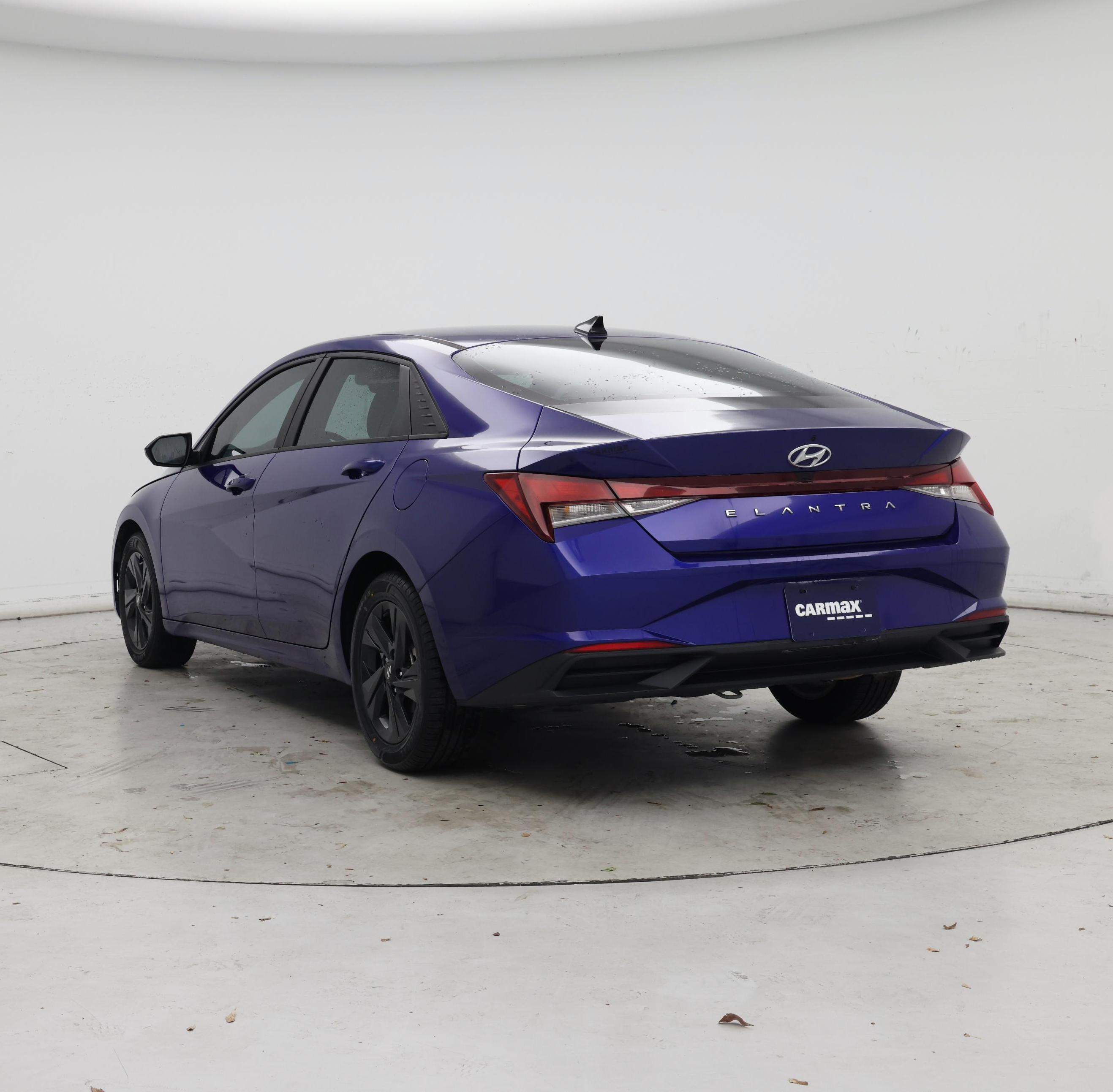 Thumbnail: 2023 Hyundai Elantra - 2