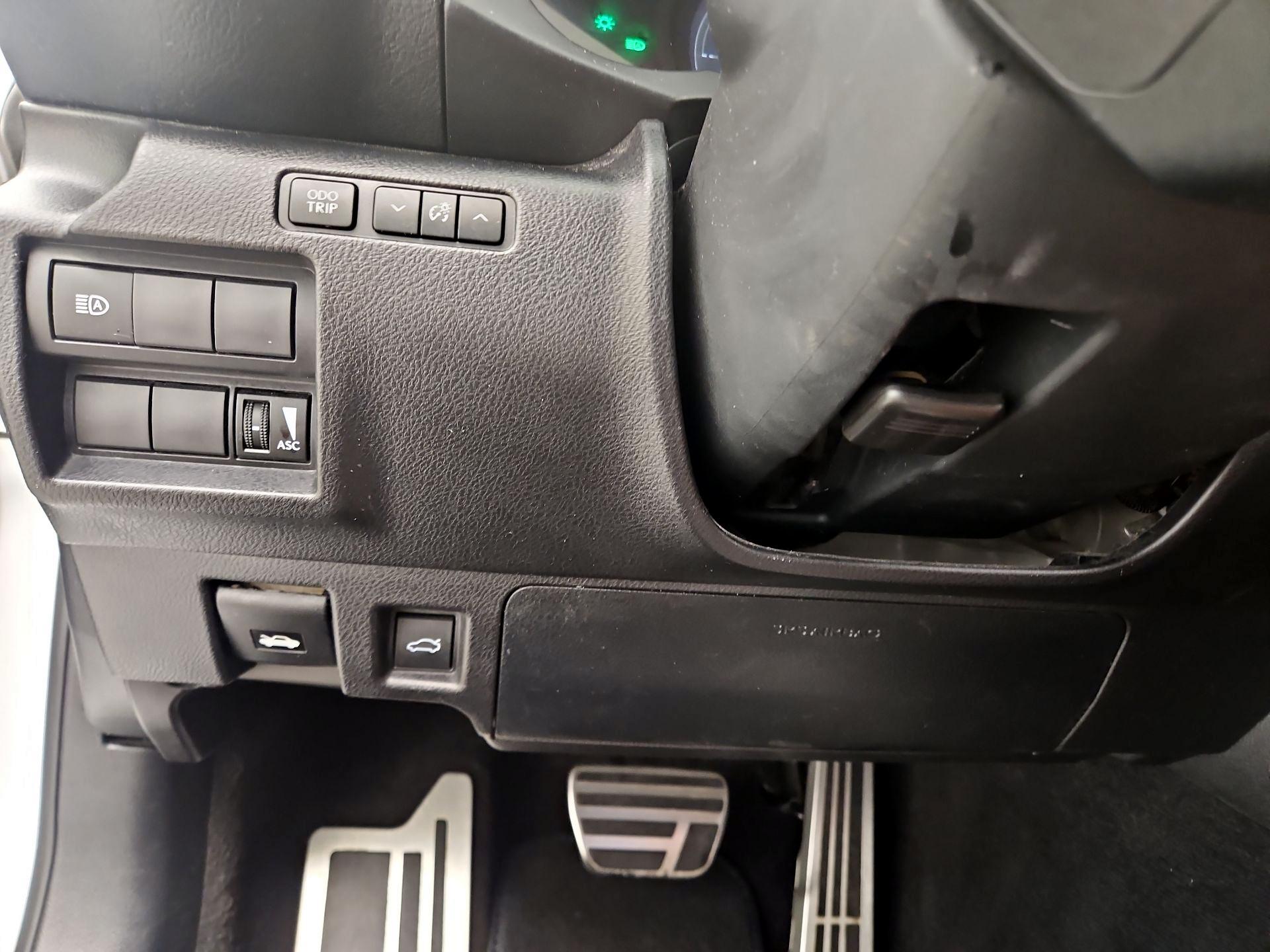 Thumbnail: 2021 Lexus IS - 13