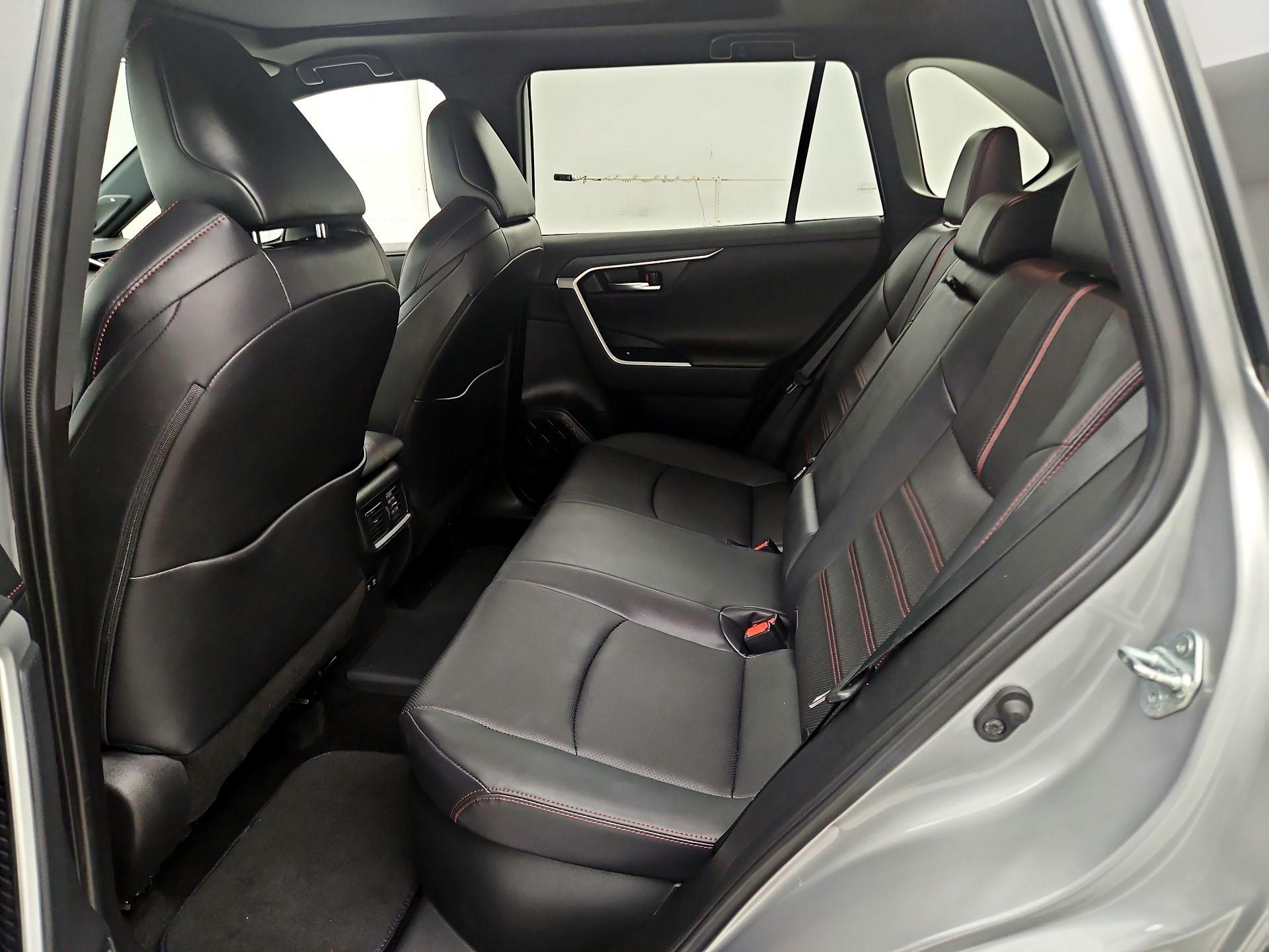 Thumbnail: 2021 Toyota RAV4 - 19