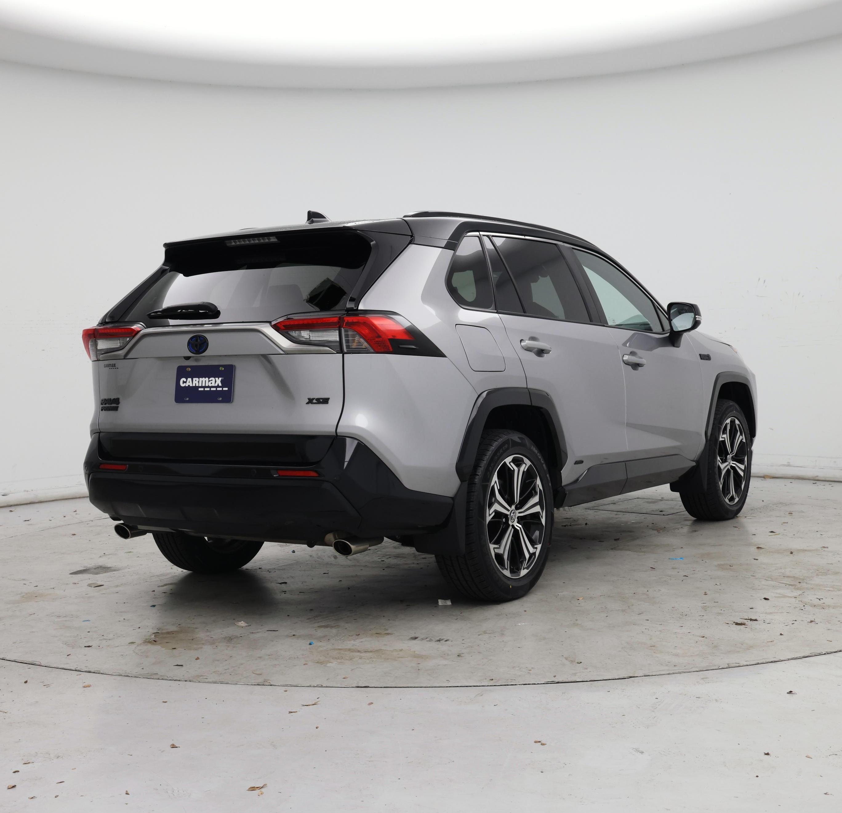 Thumbnail: 2021 Toyota RAV4 - 8