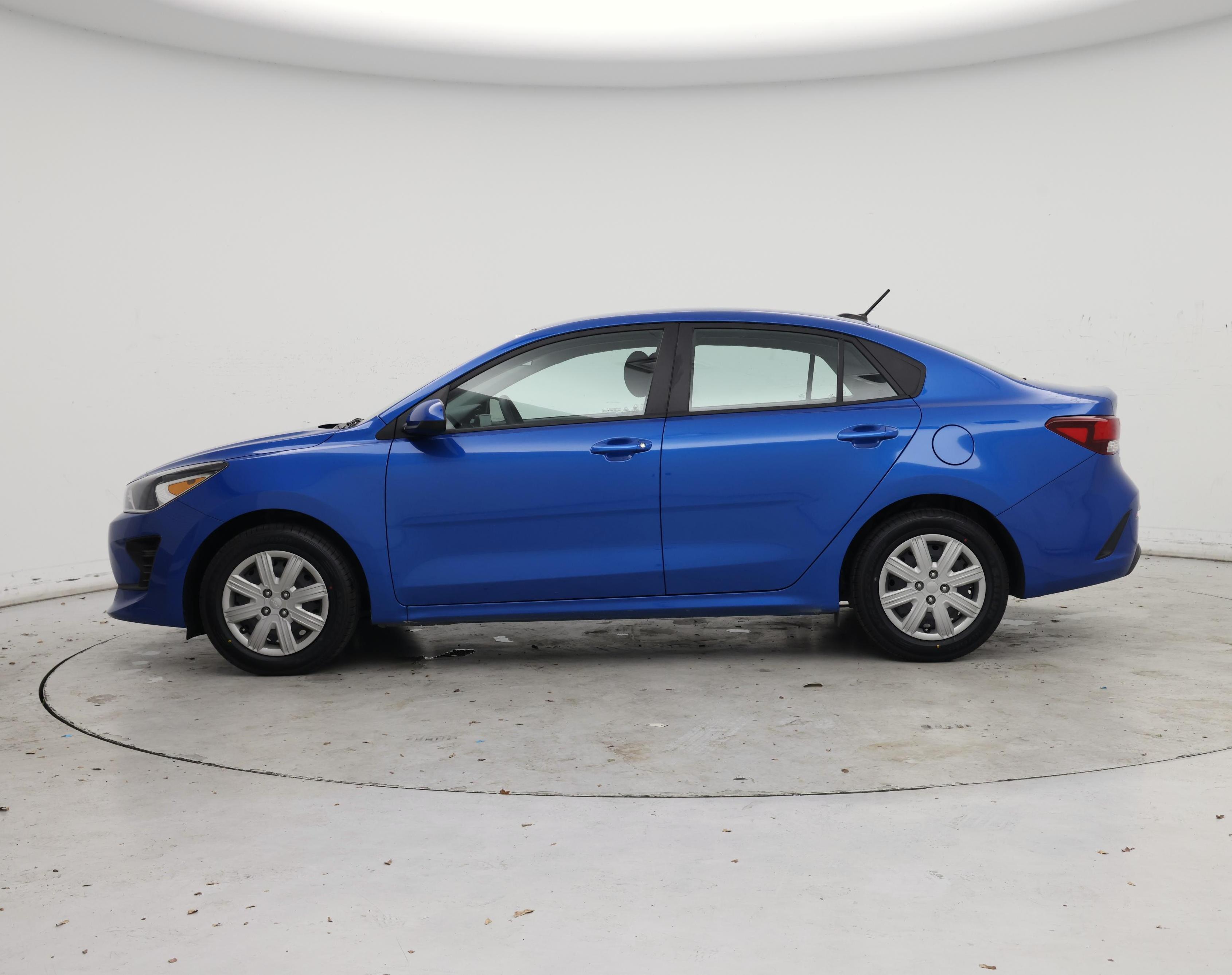 Thumbnail: 2023 Kia Rio - 3
