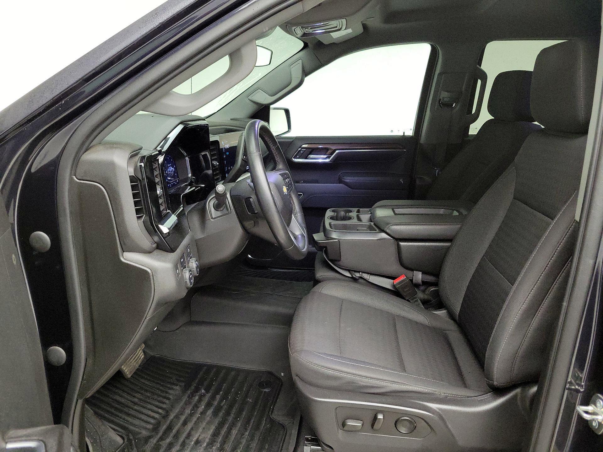 Thumbnail: 2023 Chevrolet Silverado 1500 - 11