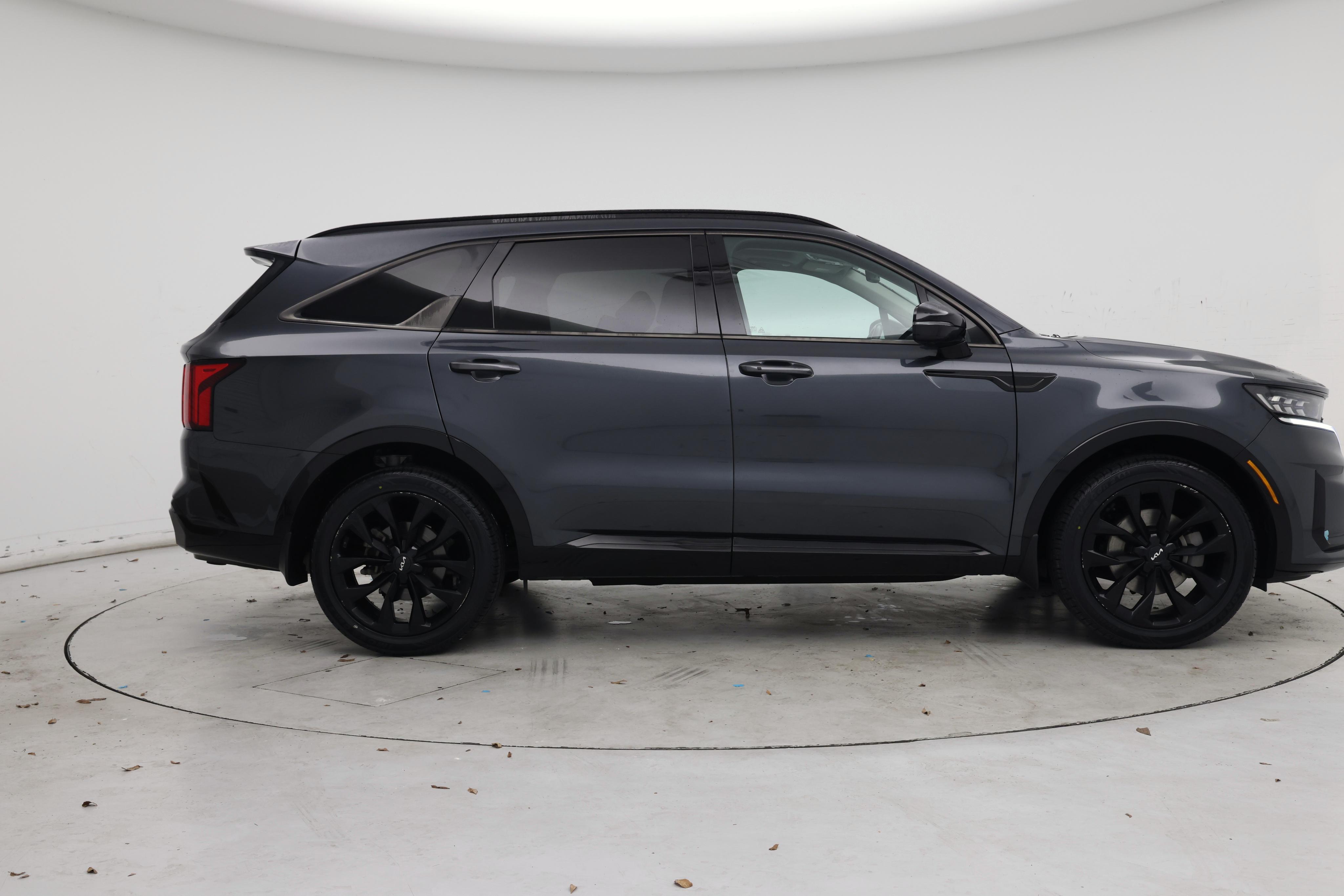 Thumbnail: 2022 Kia Sorento - 7