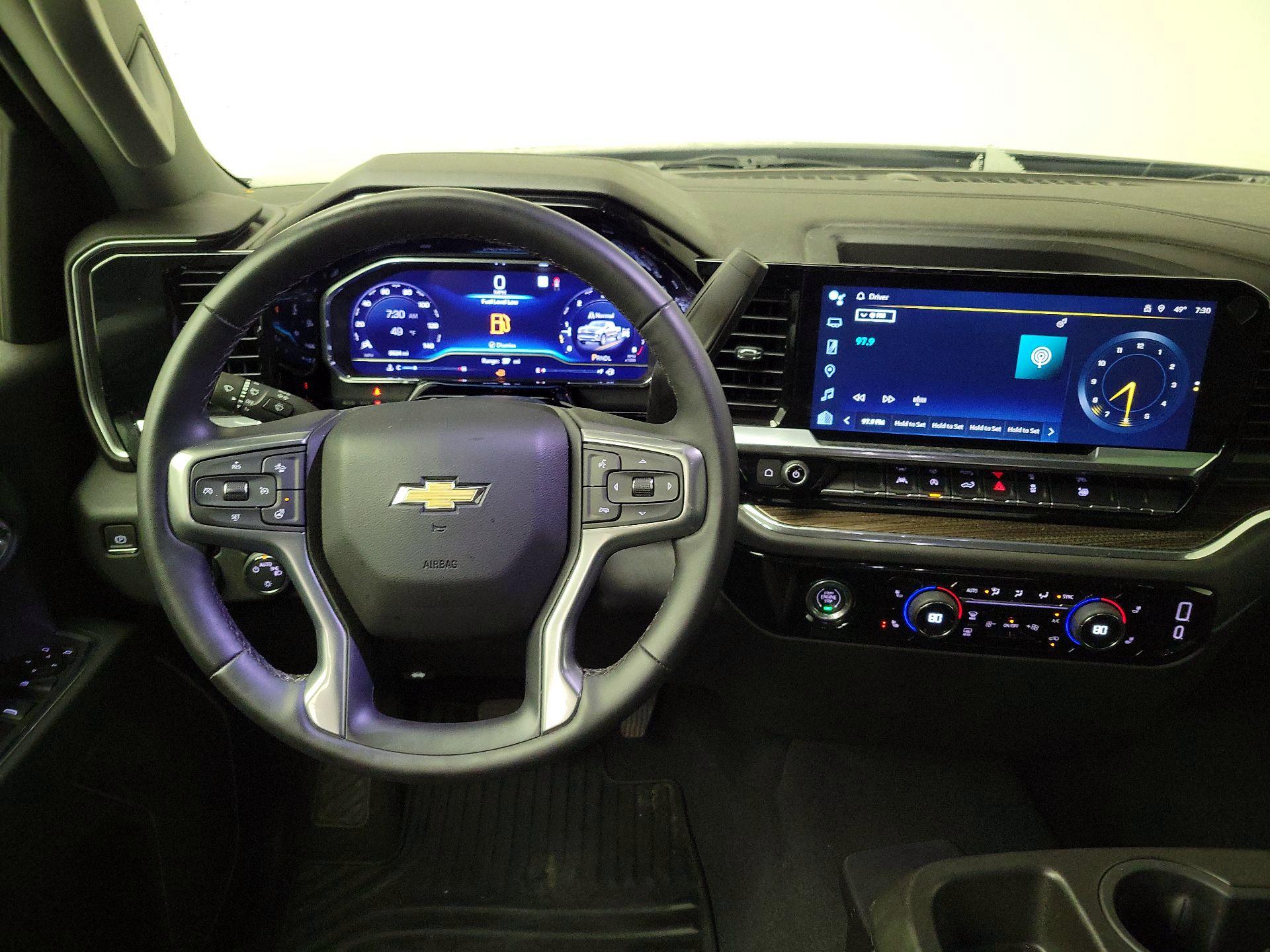 Thumbnail: 2023 Chevrolet Silverado 1500 - 10