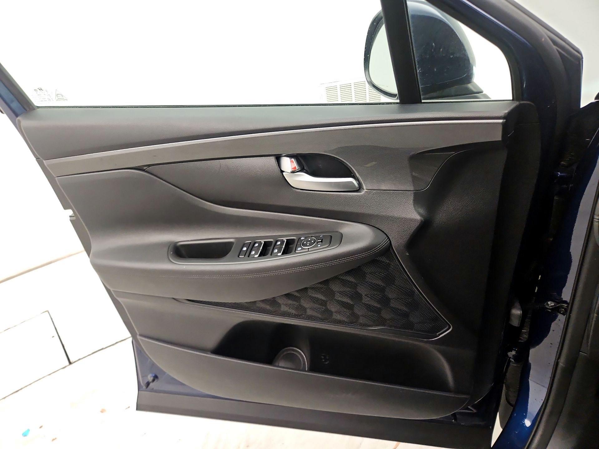 Thumbnail: 2021 Hyundai Santa Fe - 12