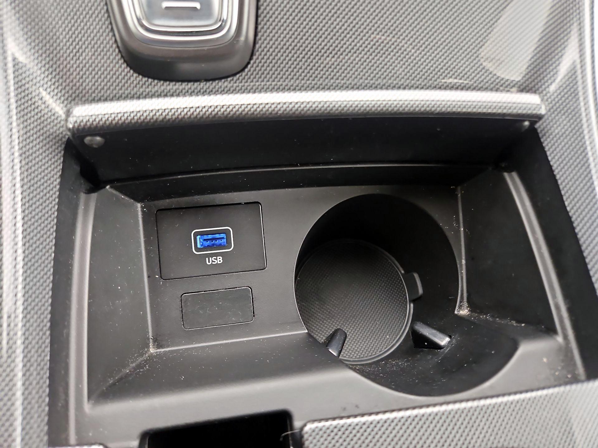 Thumbnail: 2021 Hyundai Santa Fe - 18