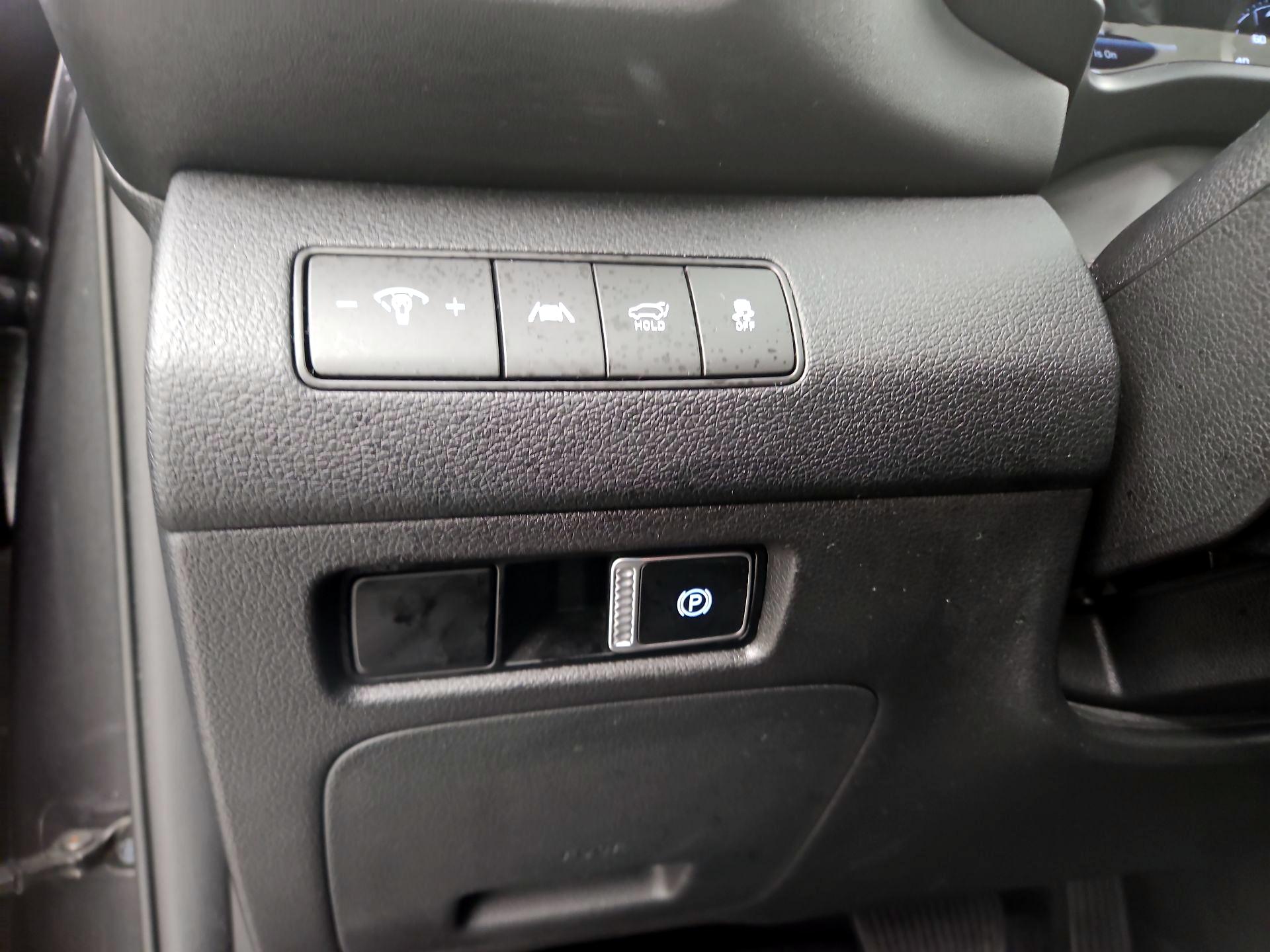 Thumbnail: 2023 Hyundai Santa Fe - 13