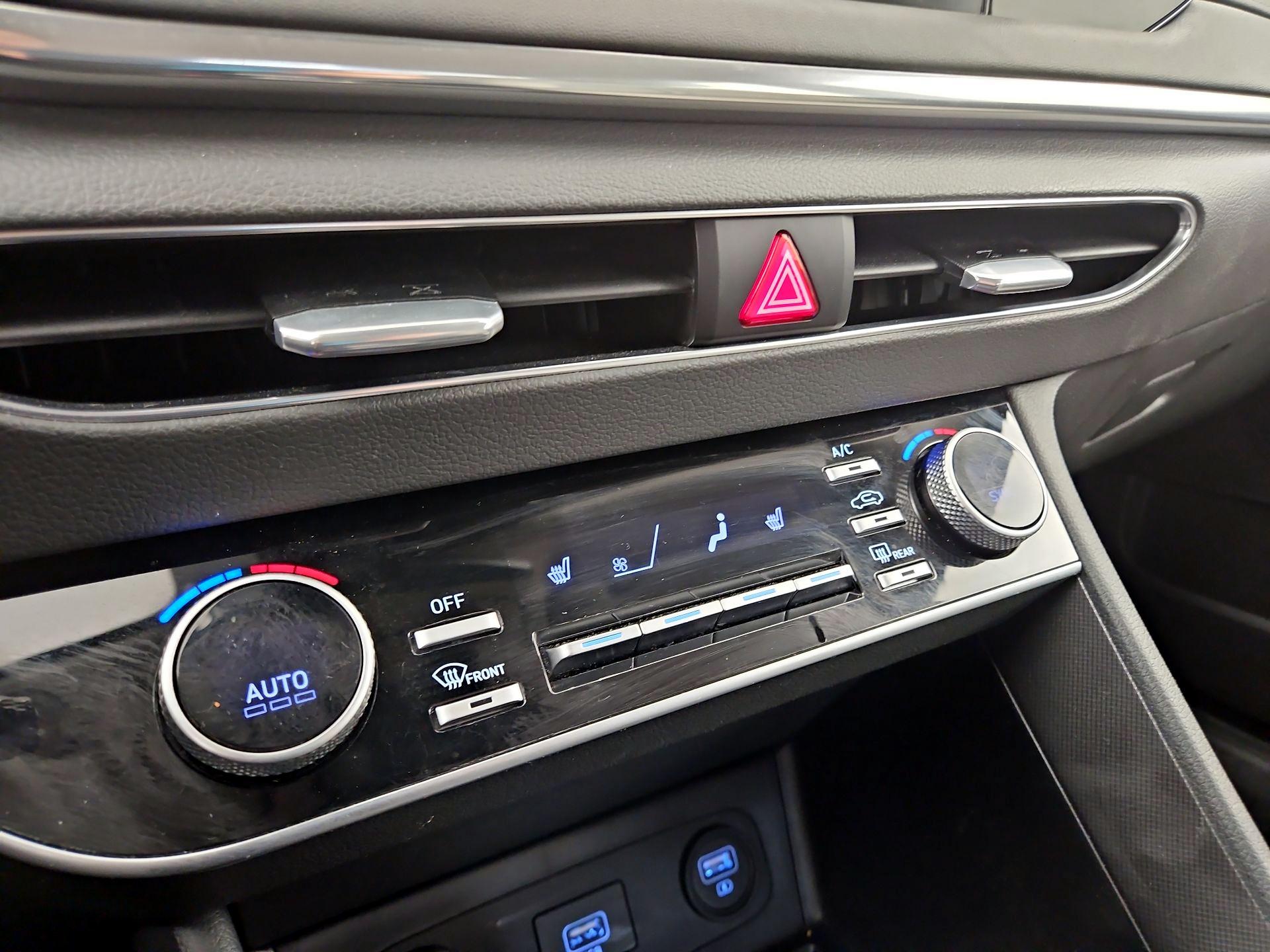 Thumbnail: 2020 Hyundai Sonata - 16