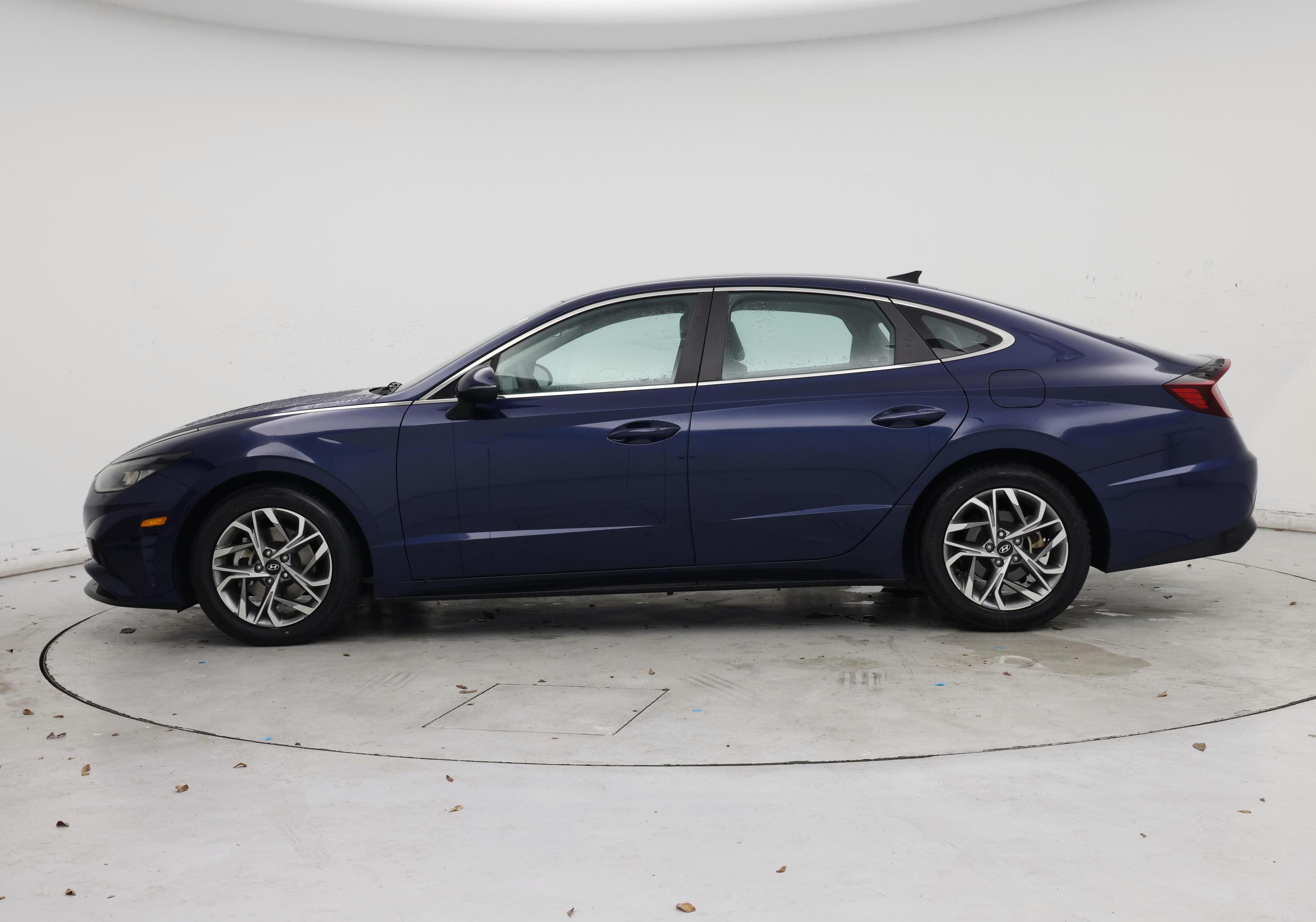 Thumbnail: 2020 Hyundai Sonata - 3