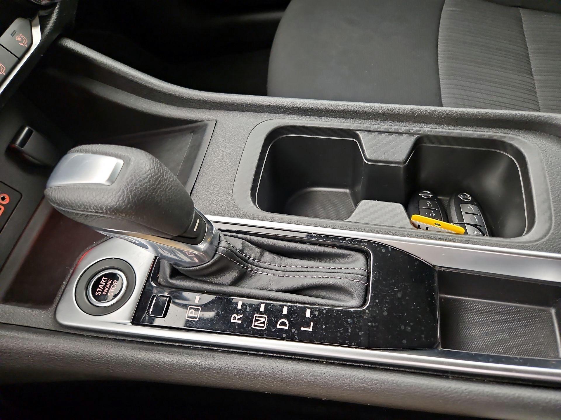 Thumbnail: 2023 Nissan Sentra - 17