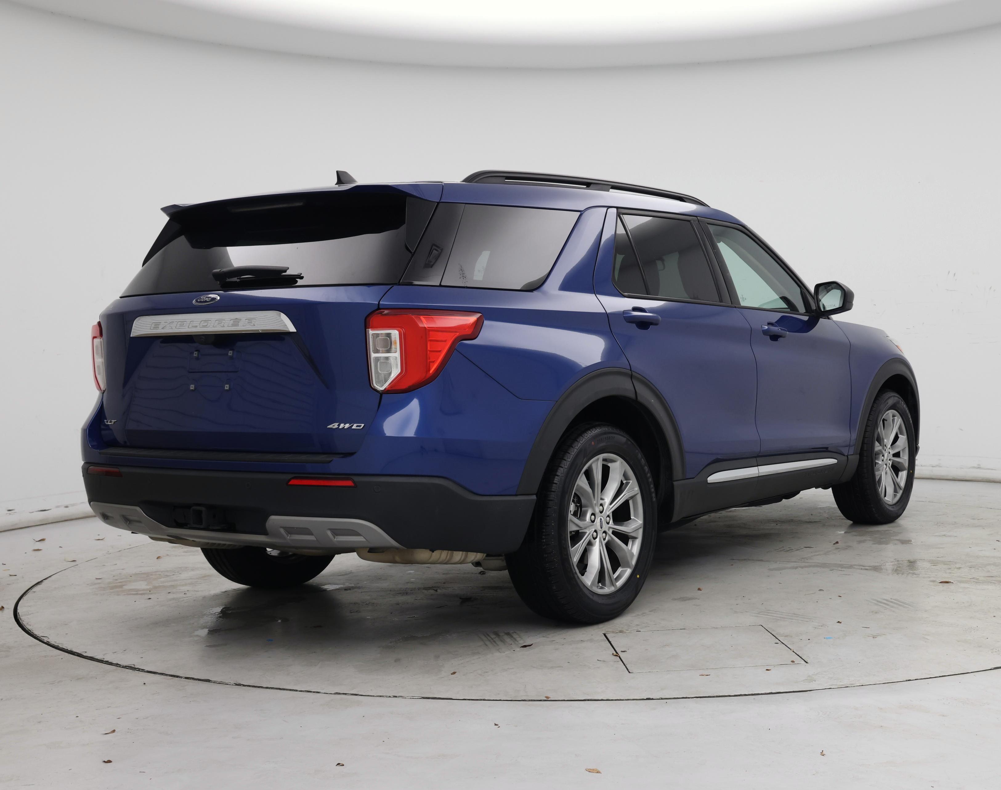 Thumbnail: 2022 Ford Explorer - 8