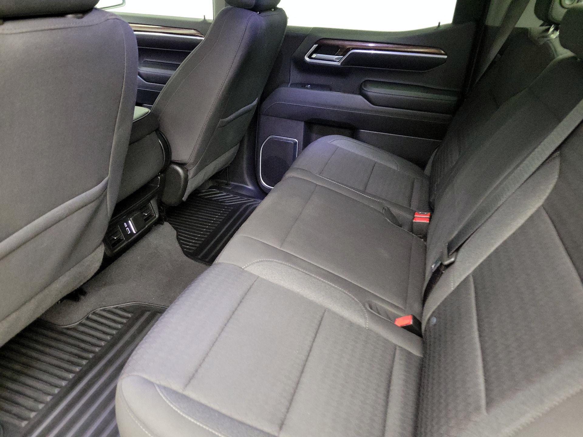 Thumbnail: 2022 Chevrolet Silverado 1500 - 19