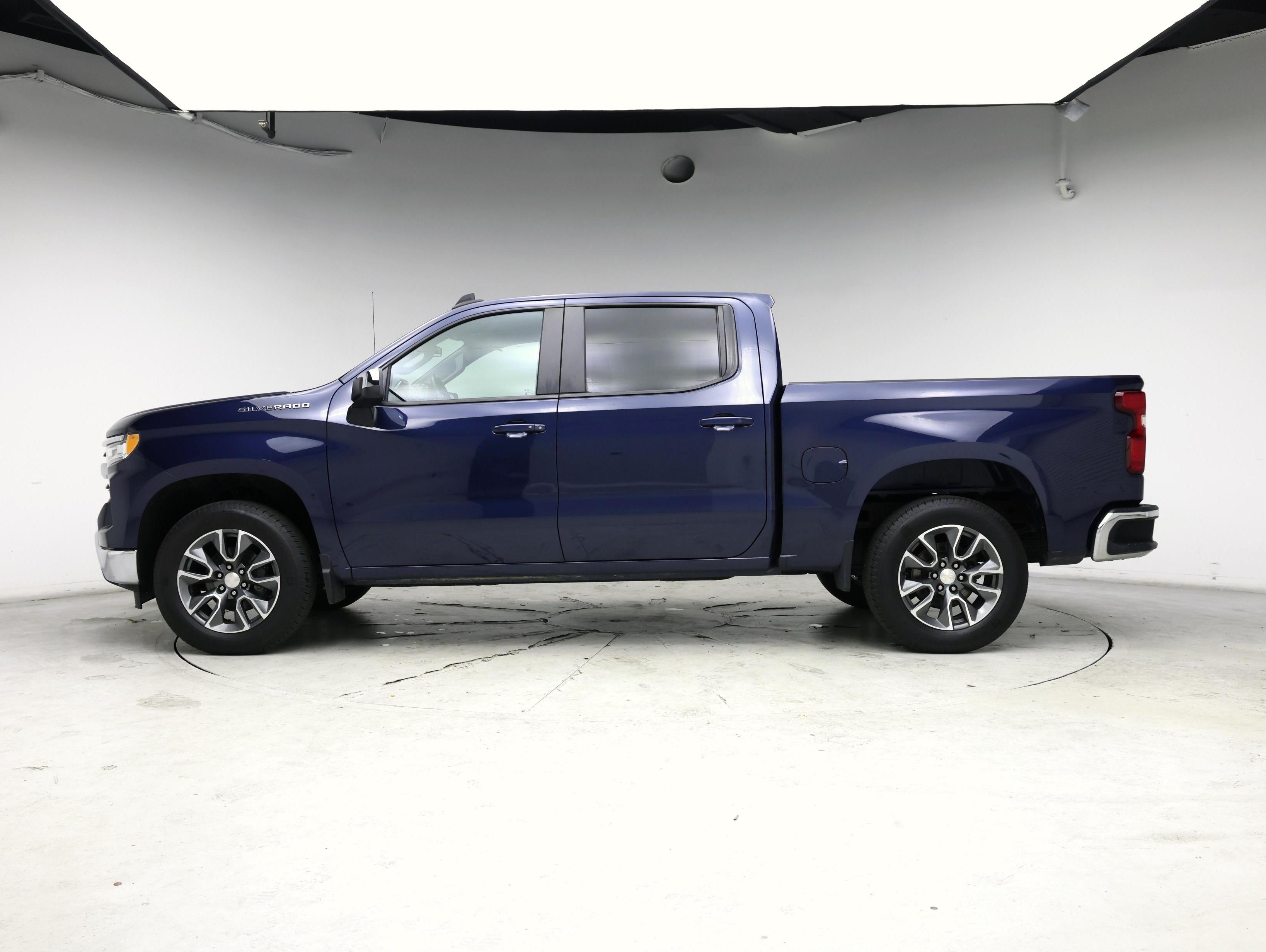 Thumbnail: 2022 Chevrolet Silverado 1500 - 3