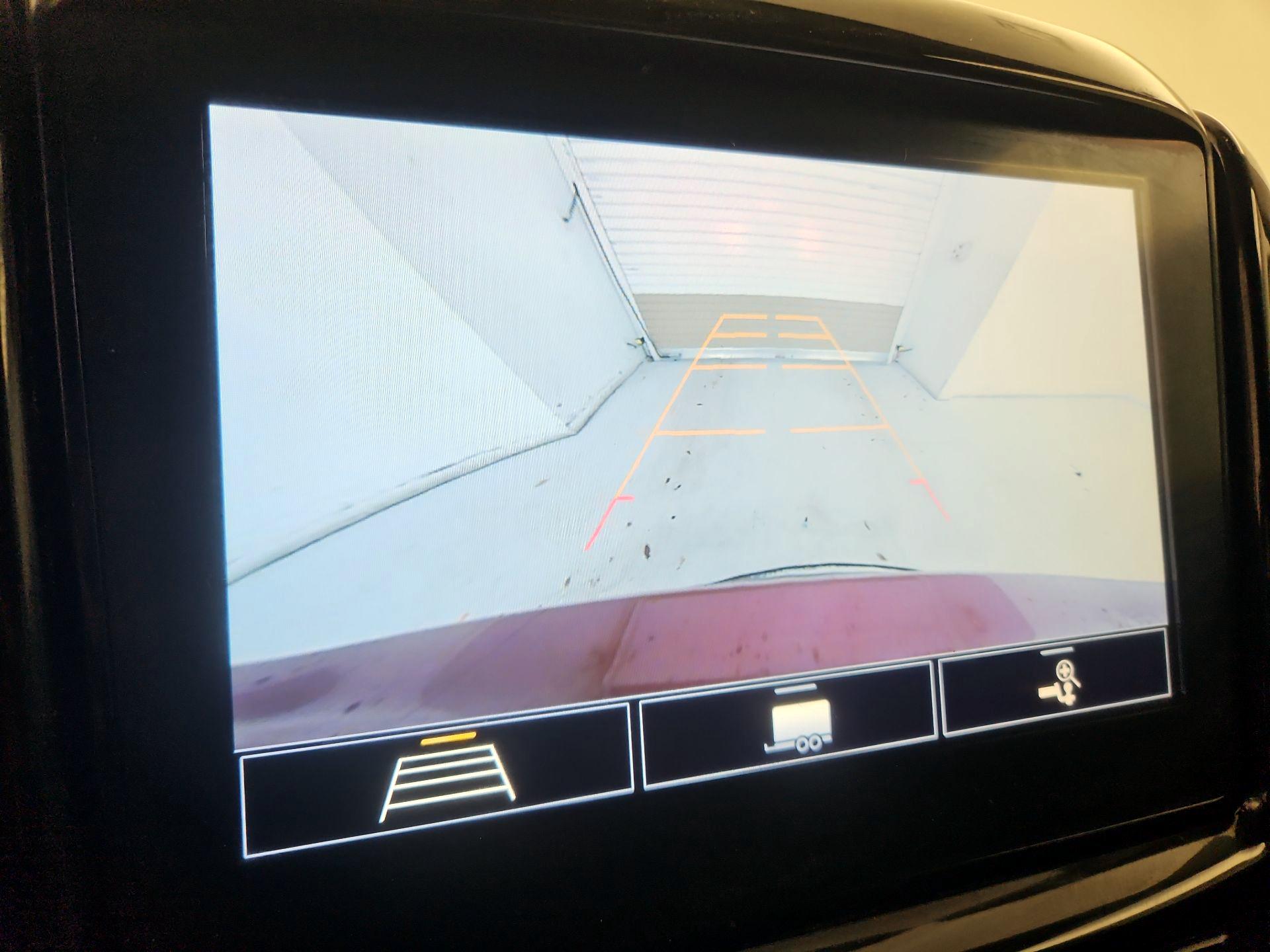 Thumbnail: 2021 Chevrolet Traverse - 14