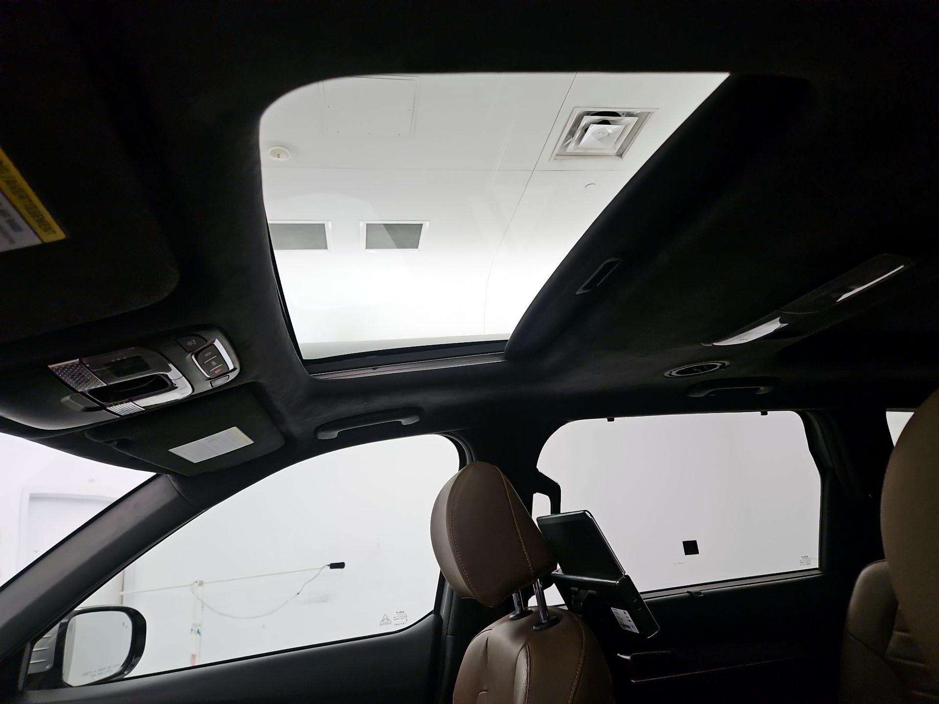 Thumbnail: 2022 Kia Telluride - 20