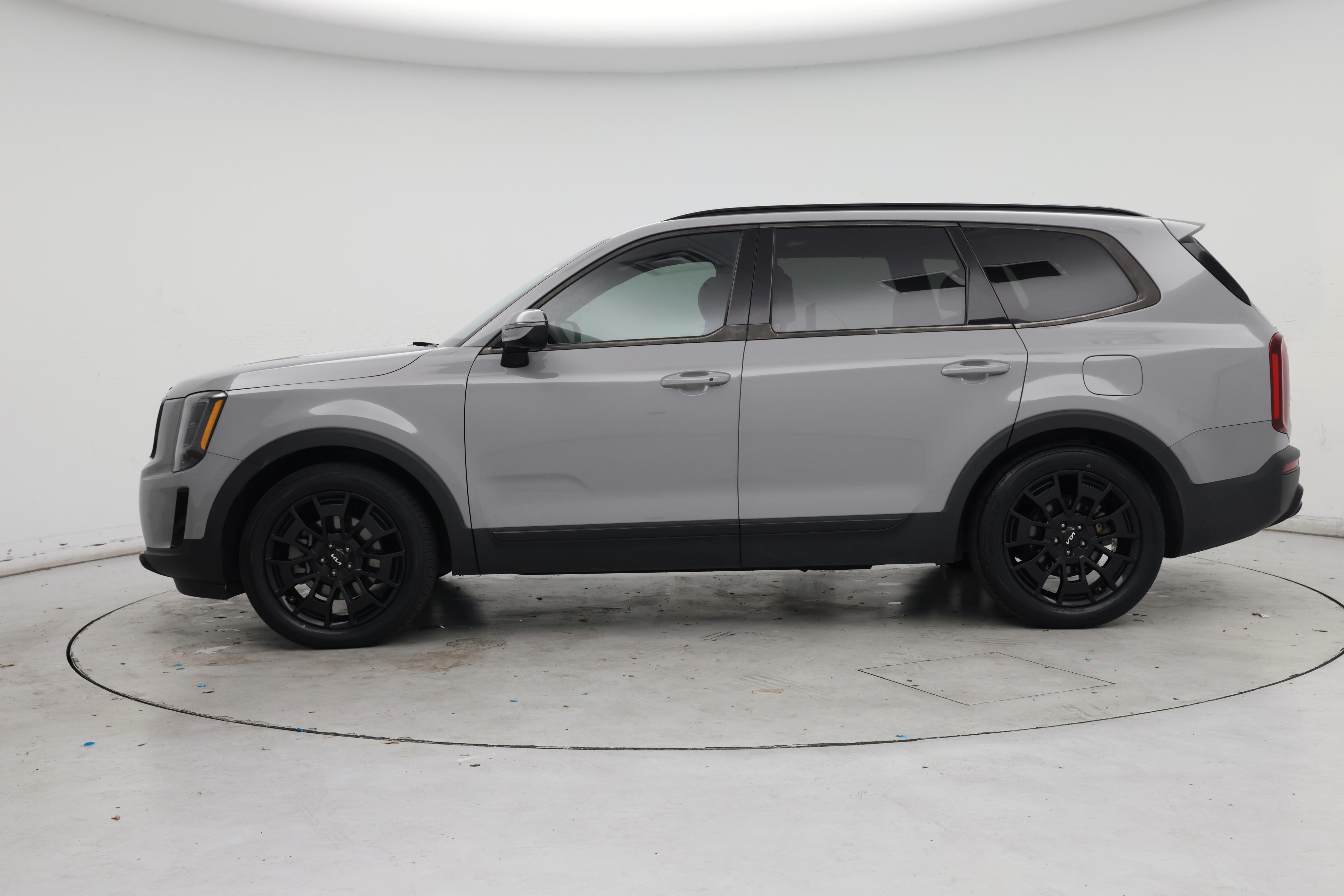 Thumbnail: 2022 Kia Telluride - 3