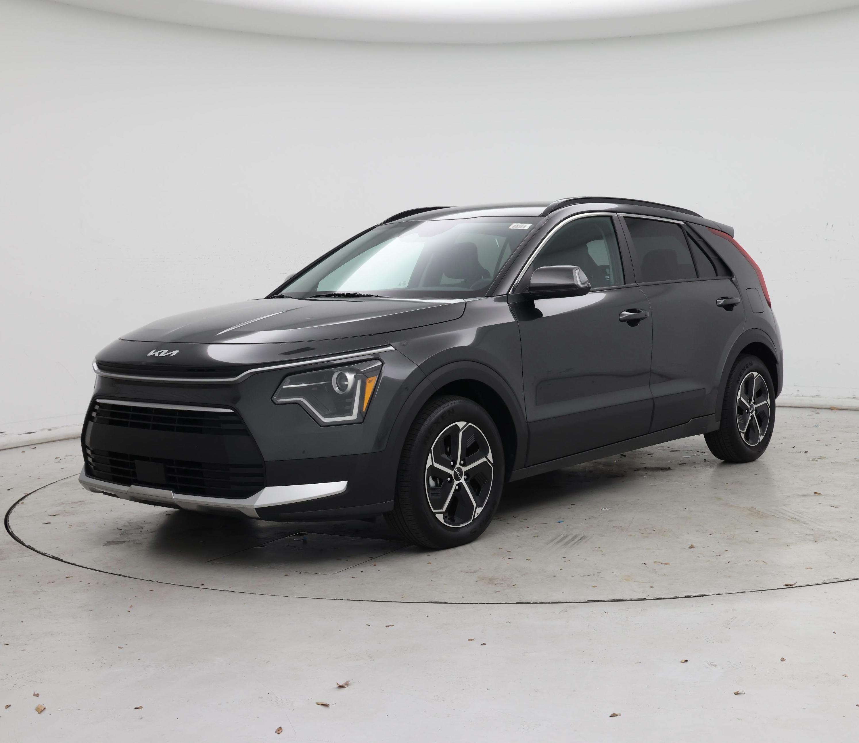 Thumbnail: 2023 Kia Niro - 4